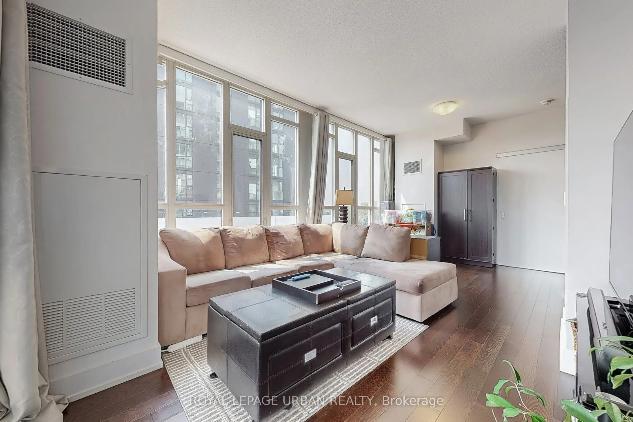 1638 Bloor Street W, #506