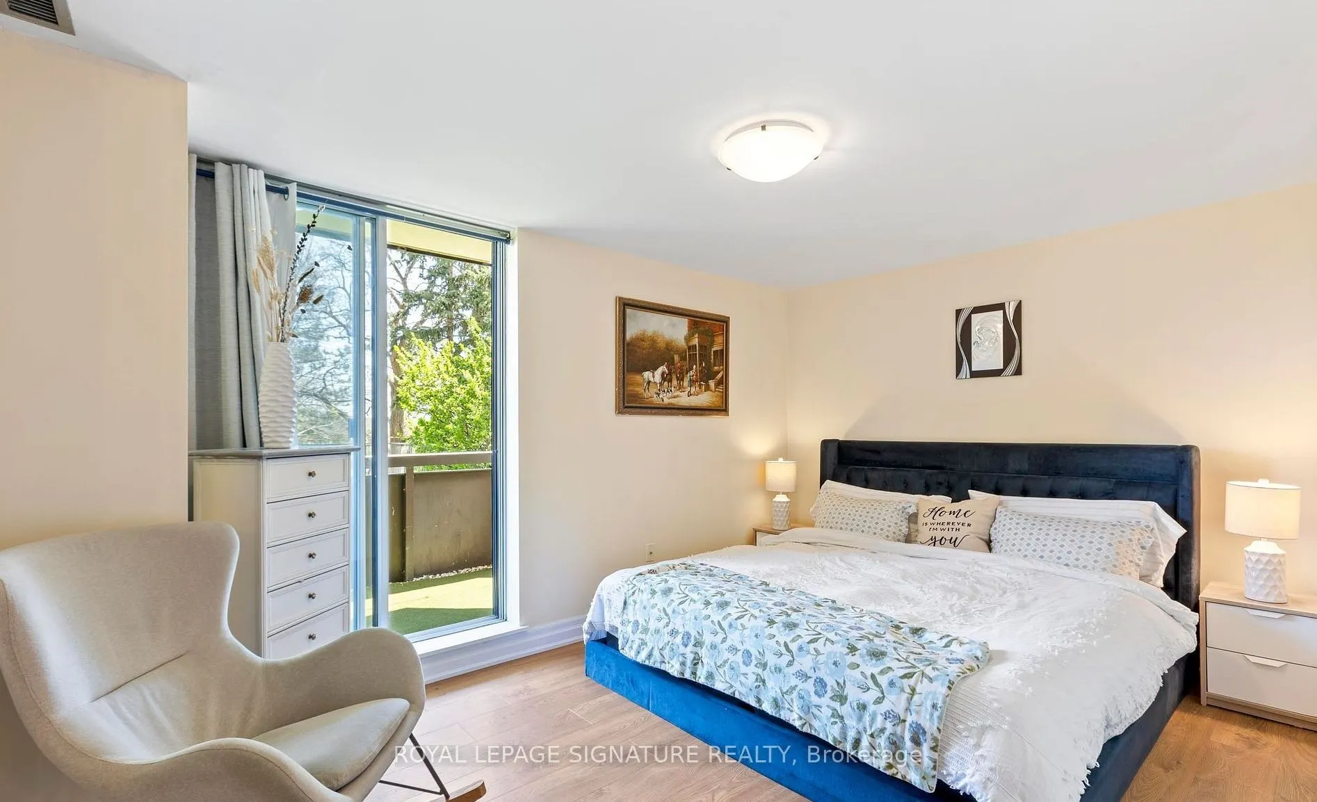 3845 Lake Shore Boulevard W, #102