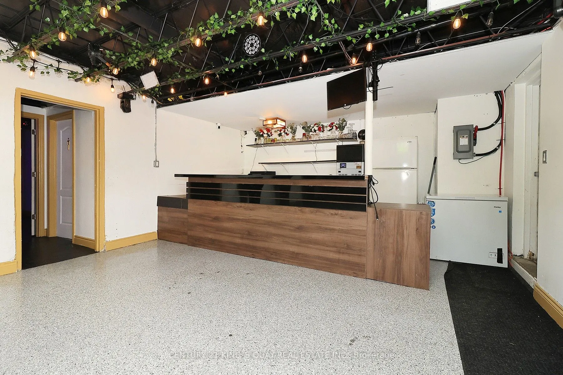 837 Wilson Avenue, #LL