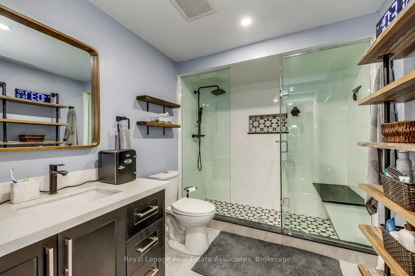 3930 Baggins Court