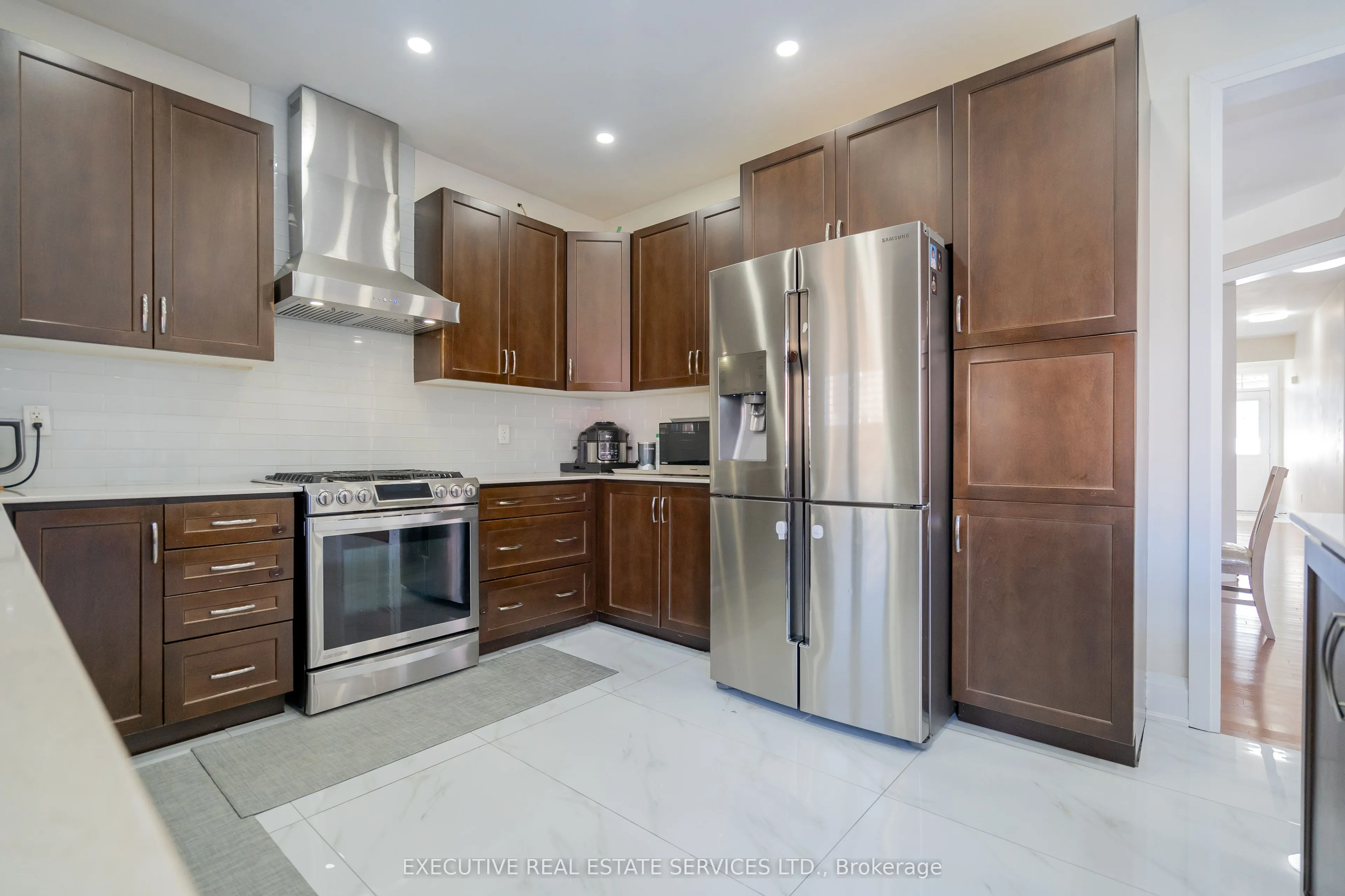 11 Goodsway Trail