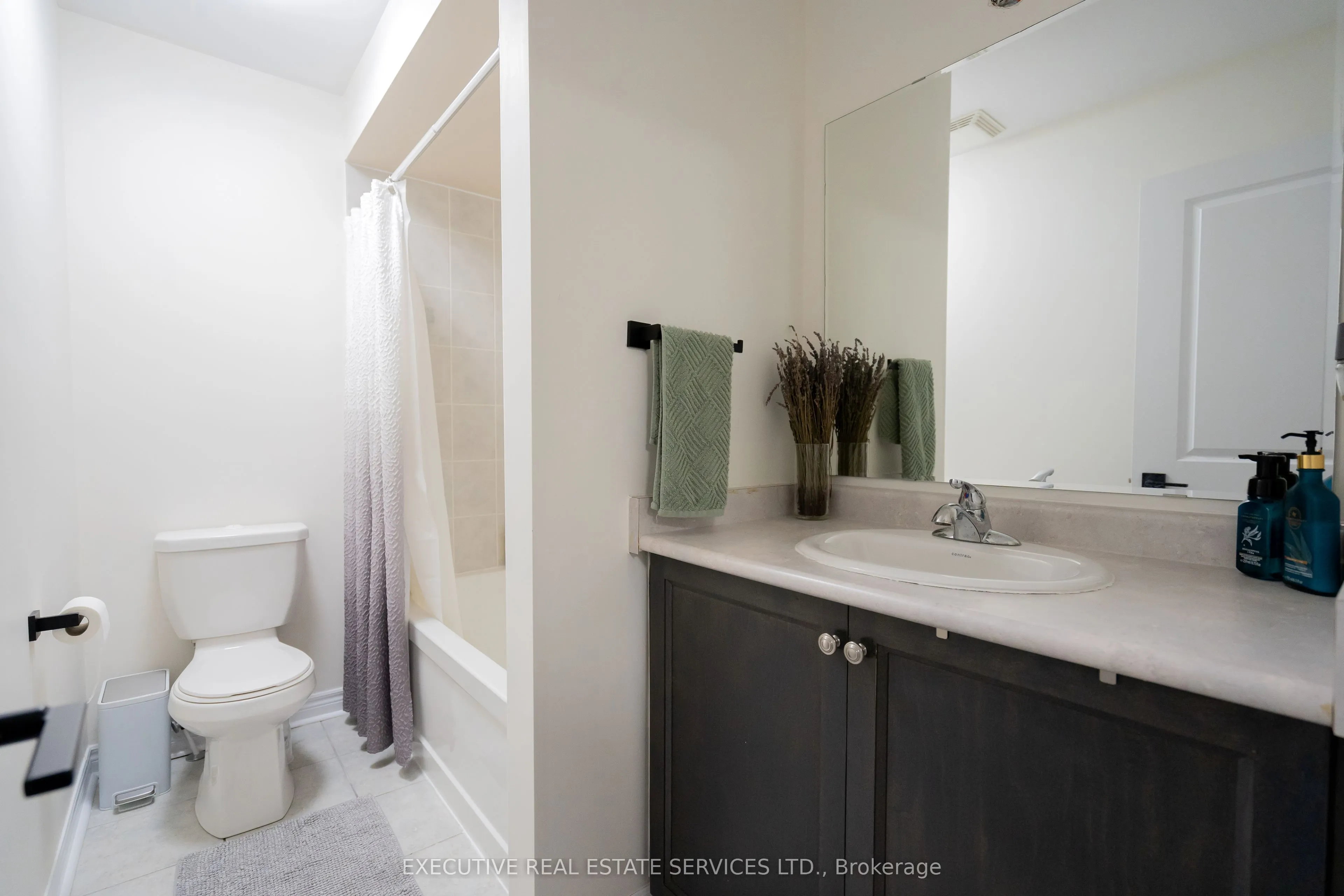 11 Goodsway Trail