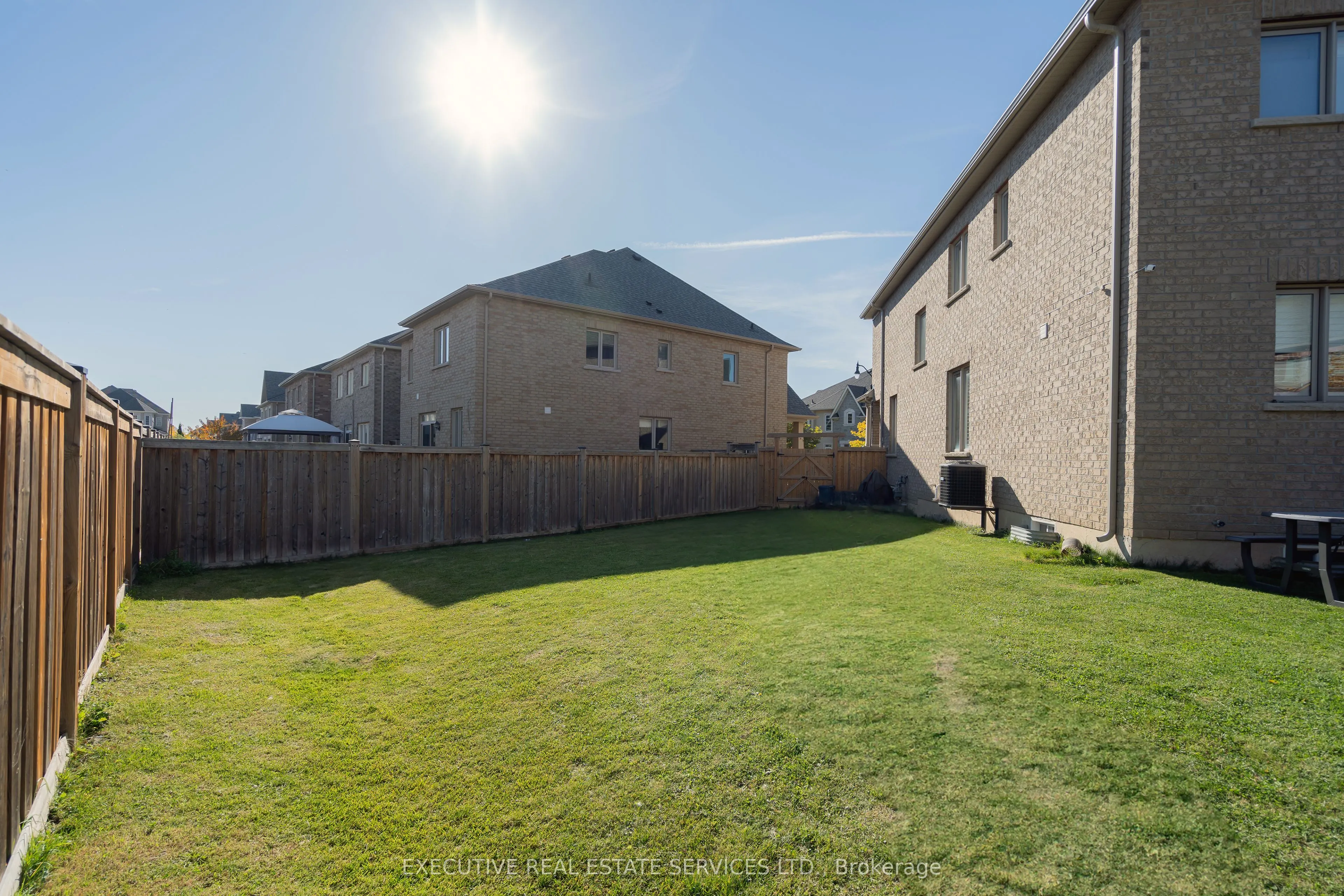 11 Goodsway Trail