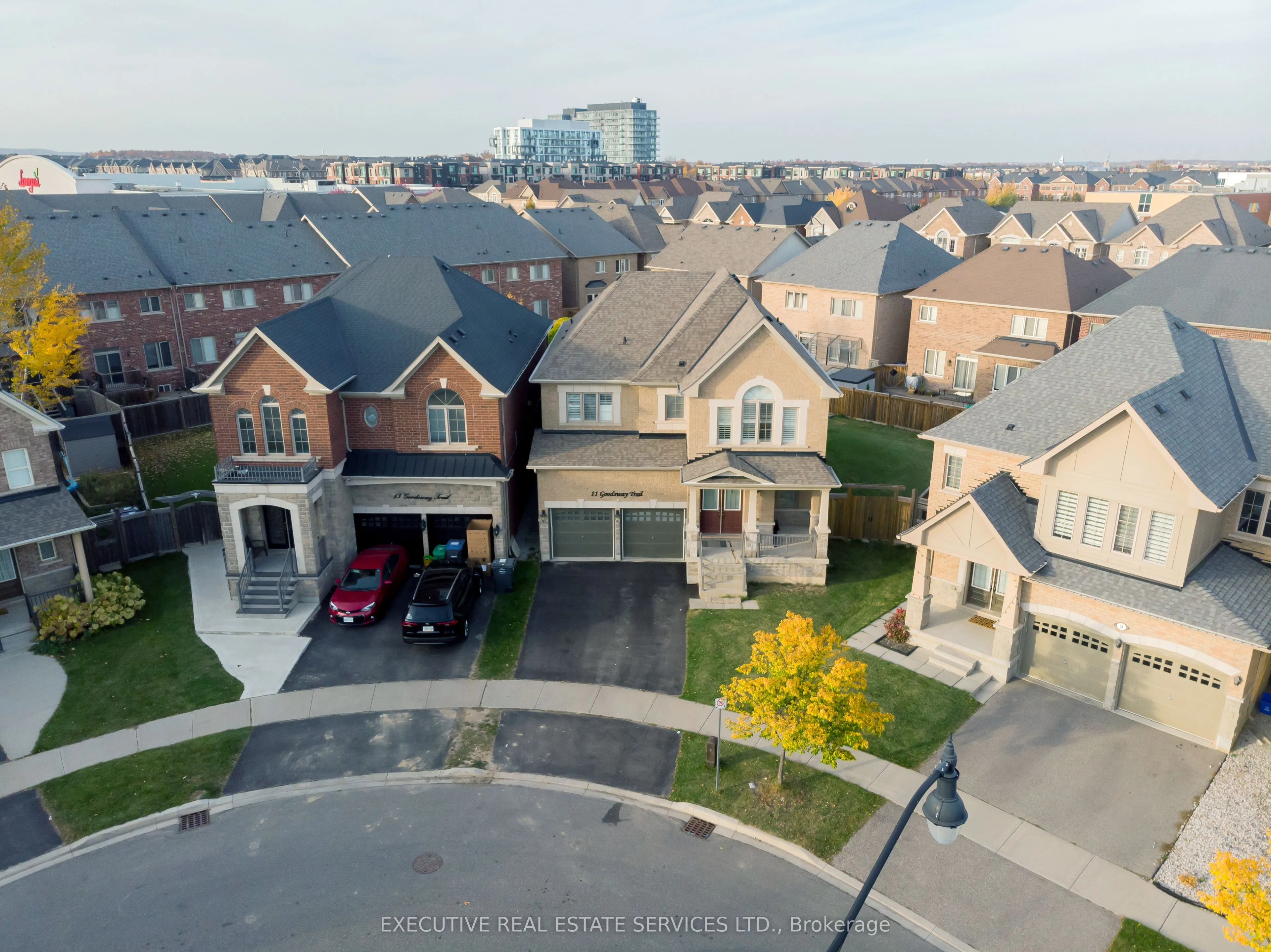 11 Goodsway Trail