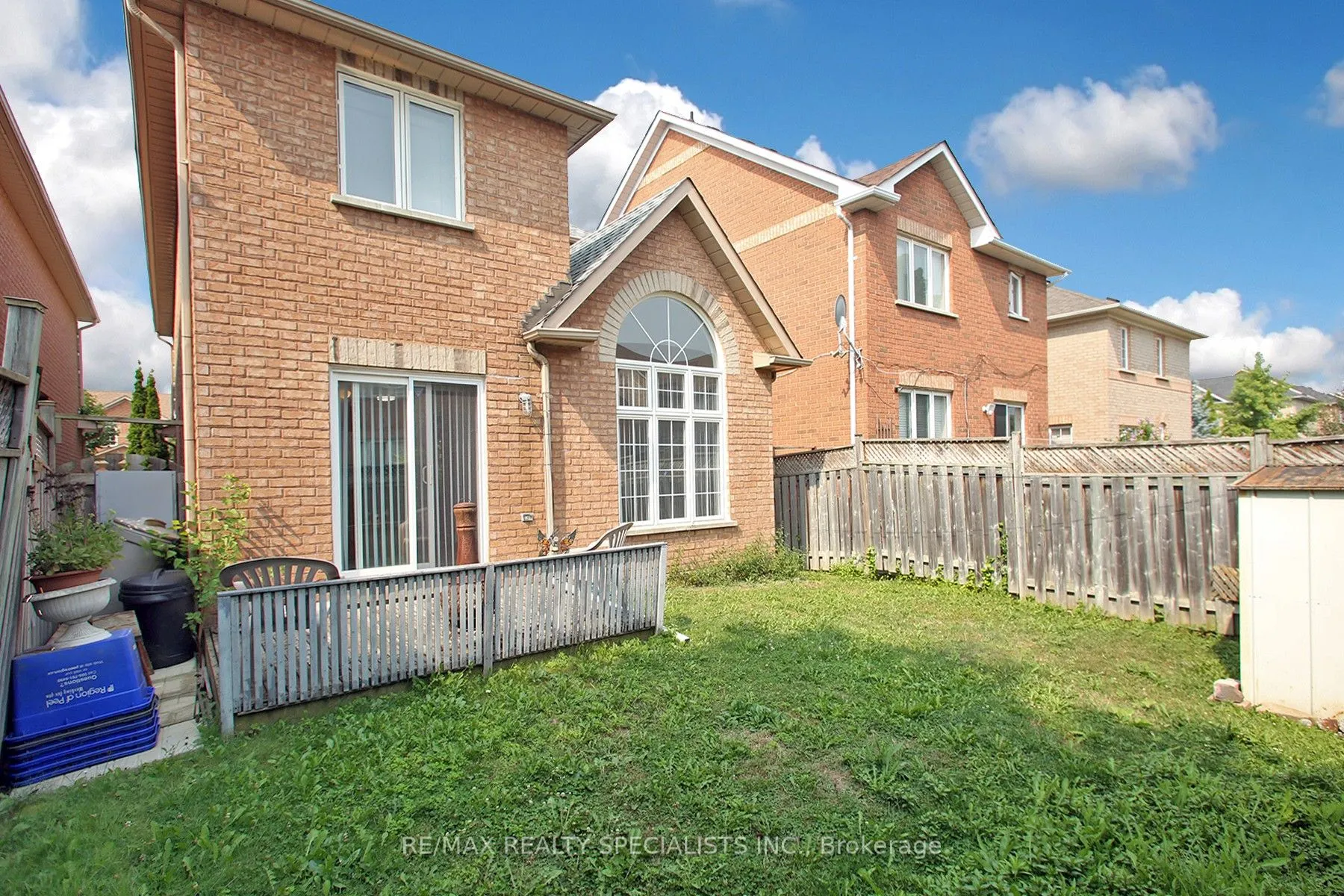 5 Todmorden Drive