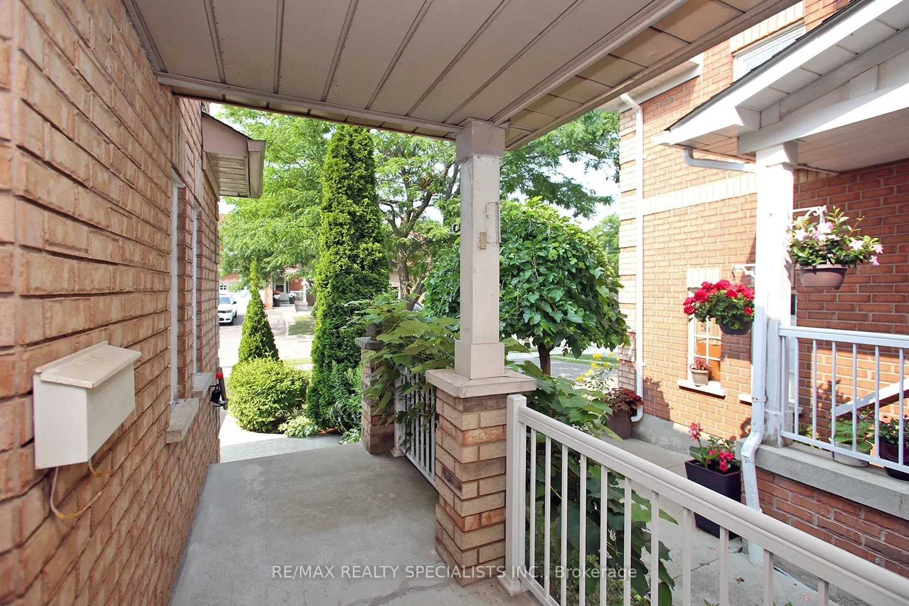 5 Todmorden Drive
