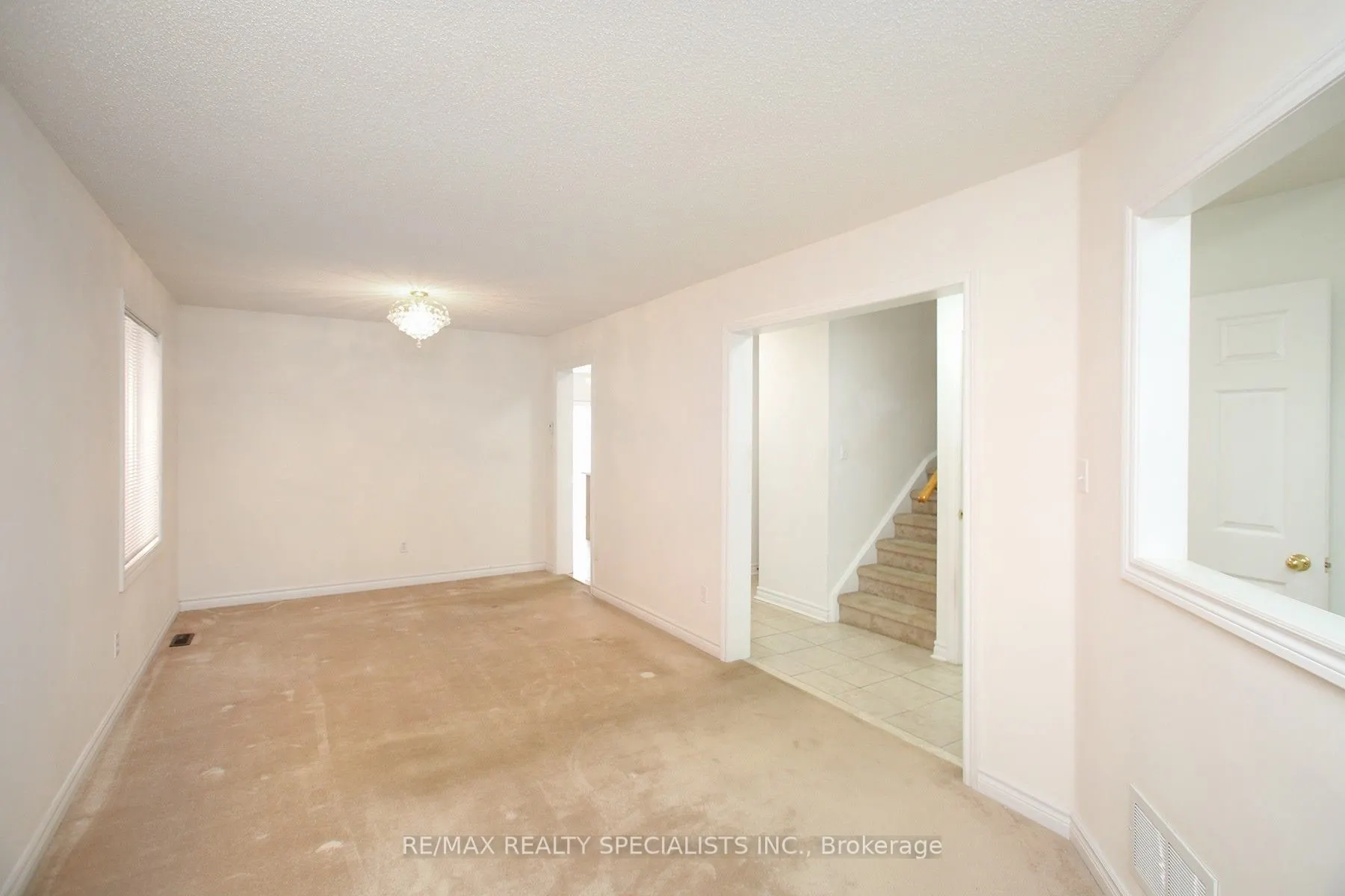 5 Todmorden Drive