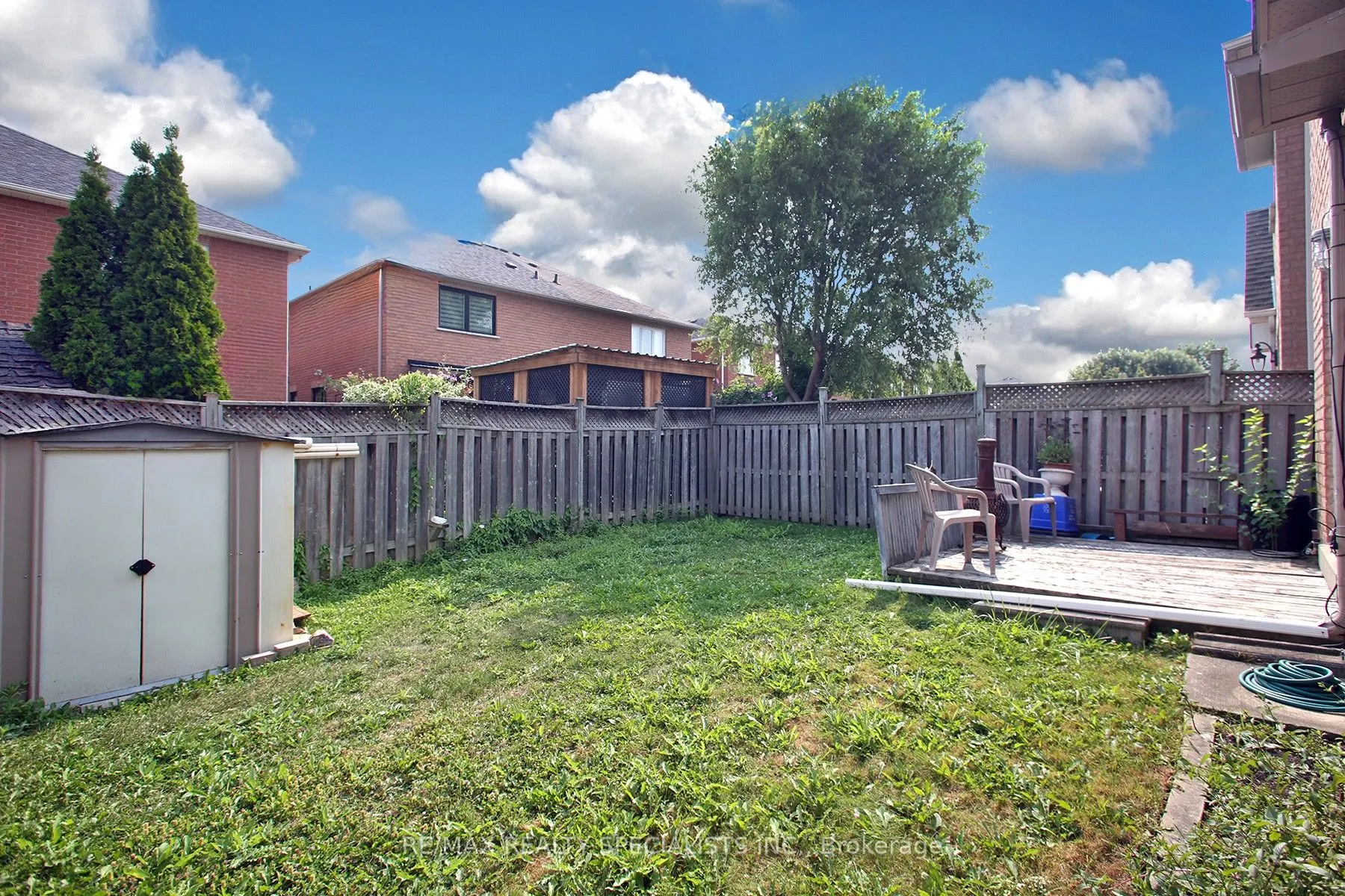 5 Todmorden Drive