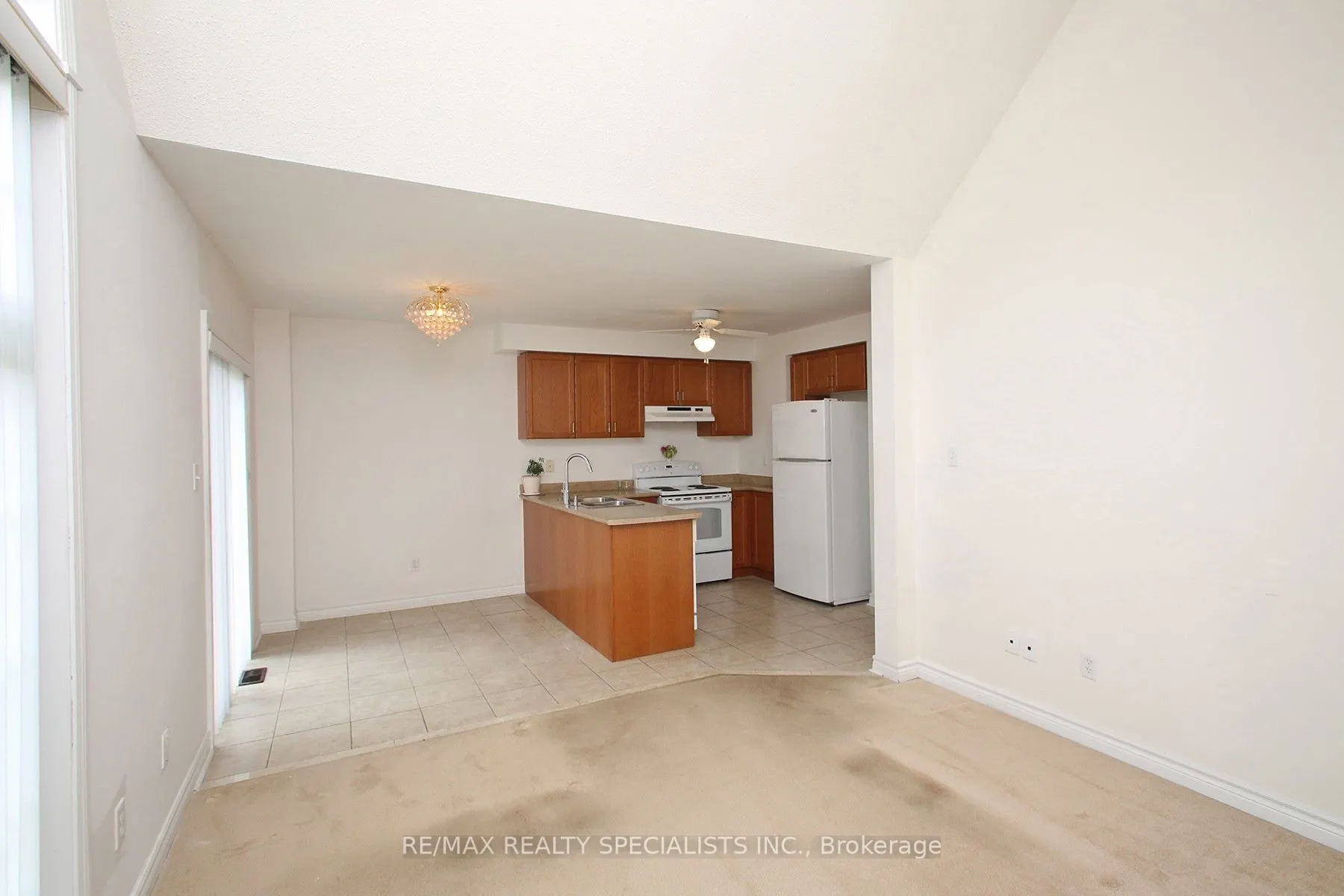 5 Todmorden Drive