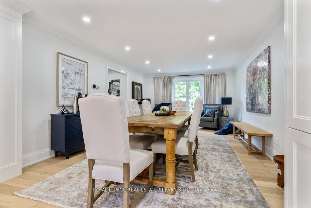 2498 Robin Drive