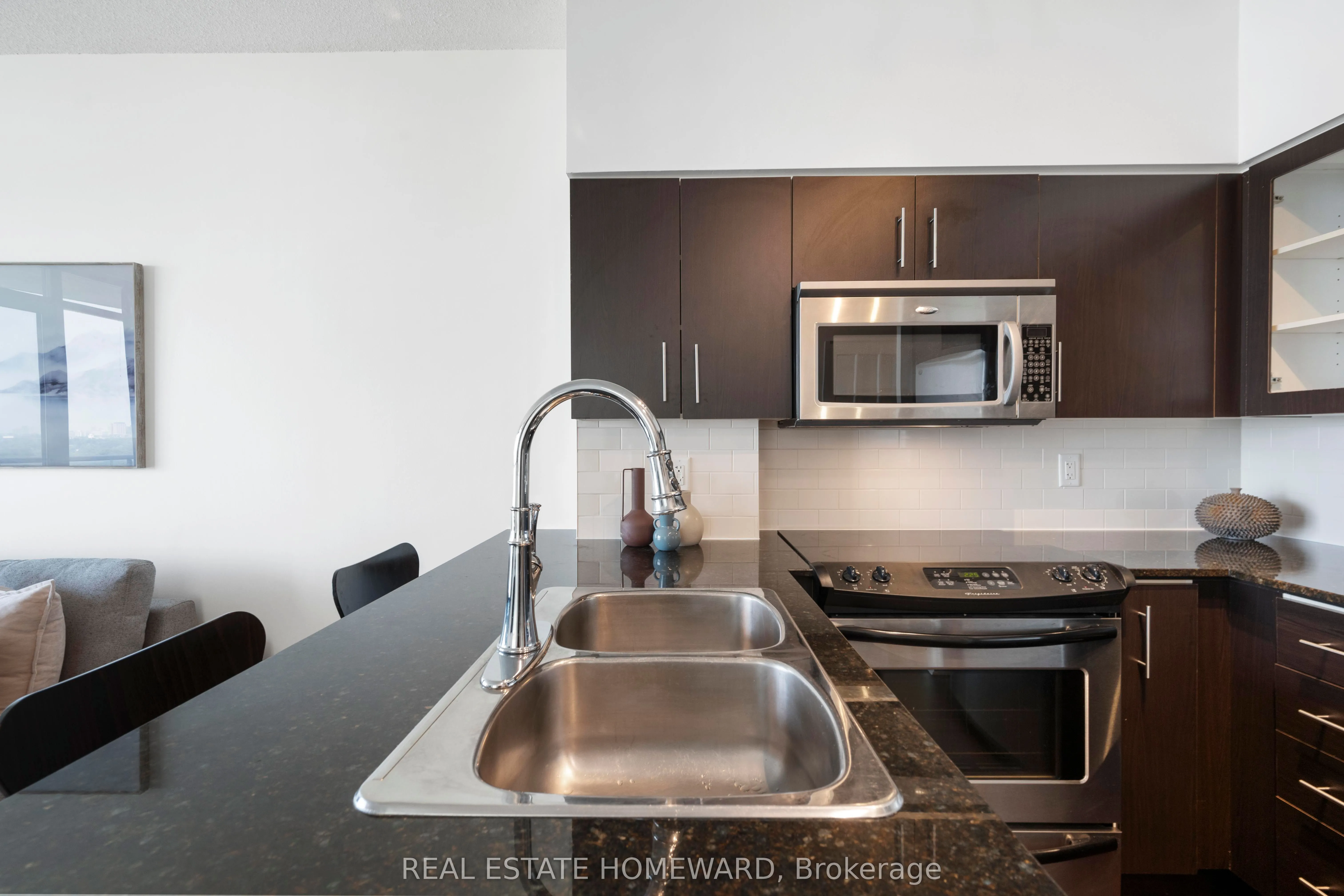 15 Windermere Avenue, #2107