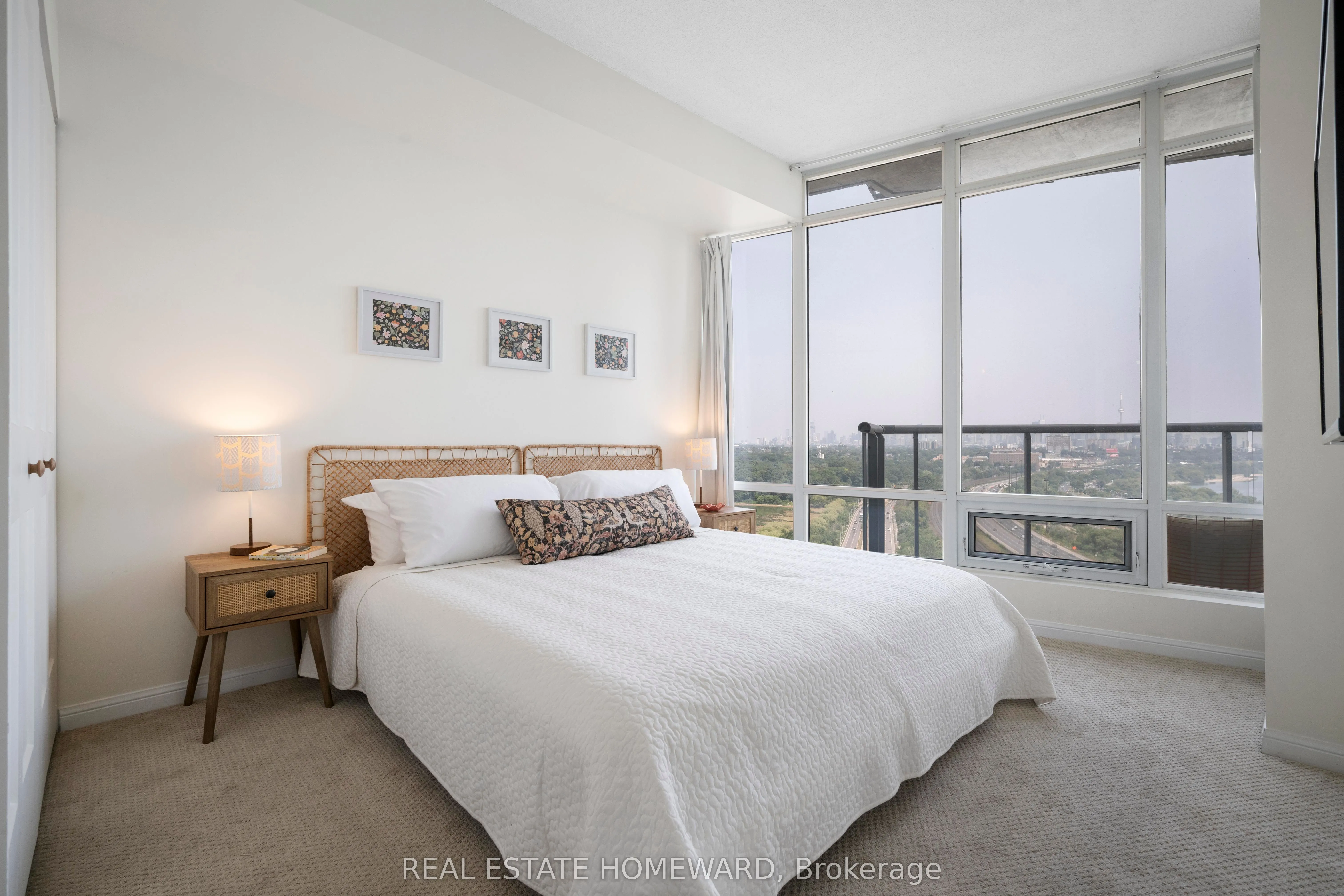 15 Windermere Avenue, #2107
