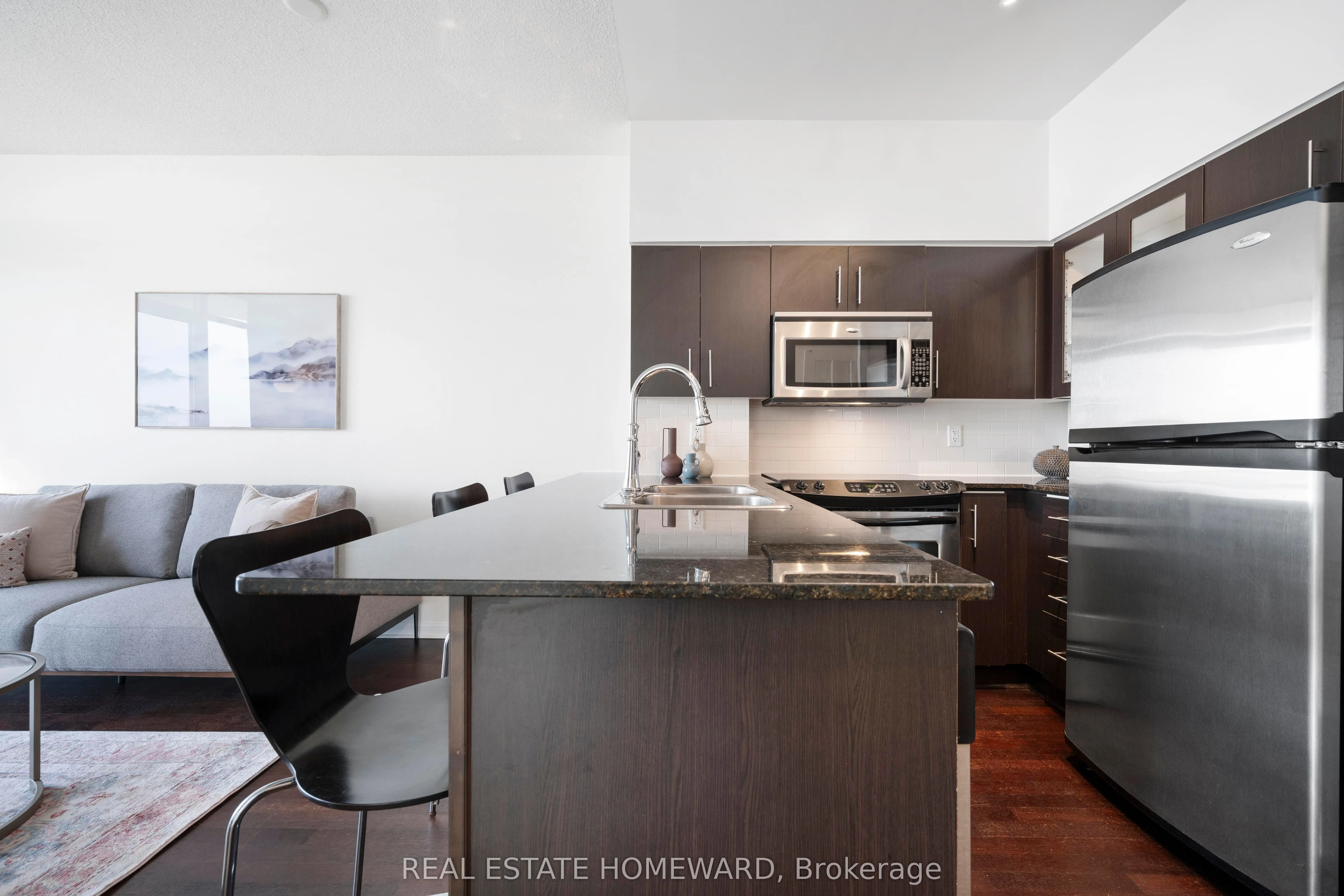 15 Windermere Avenue, #2107