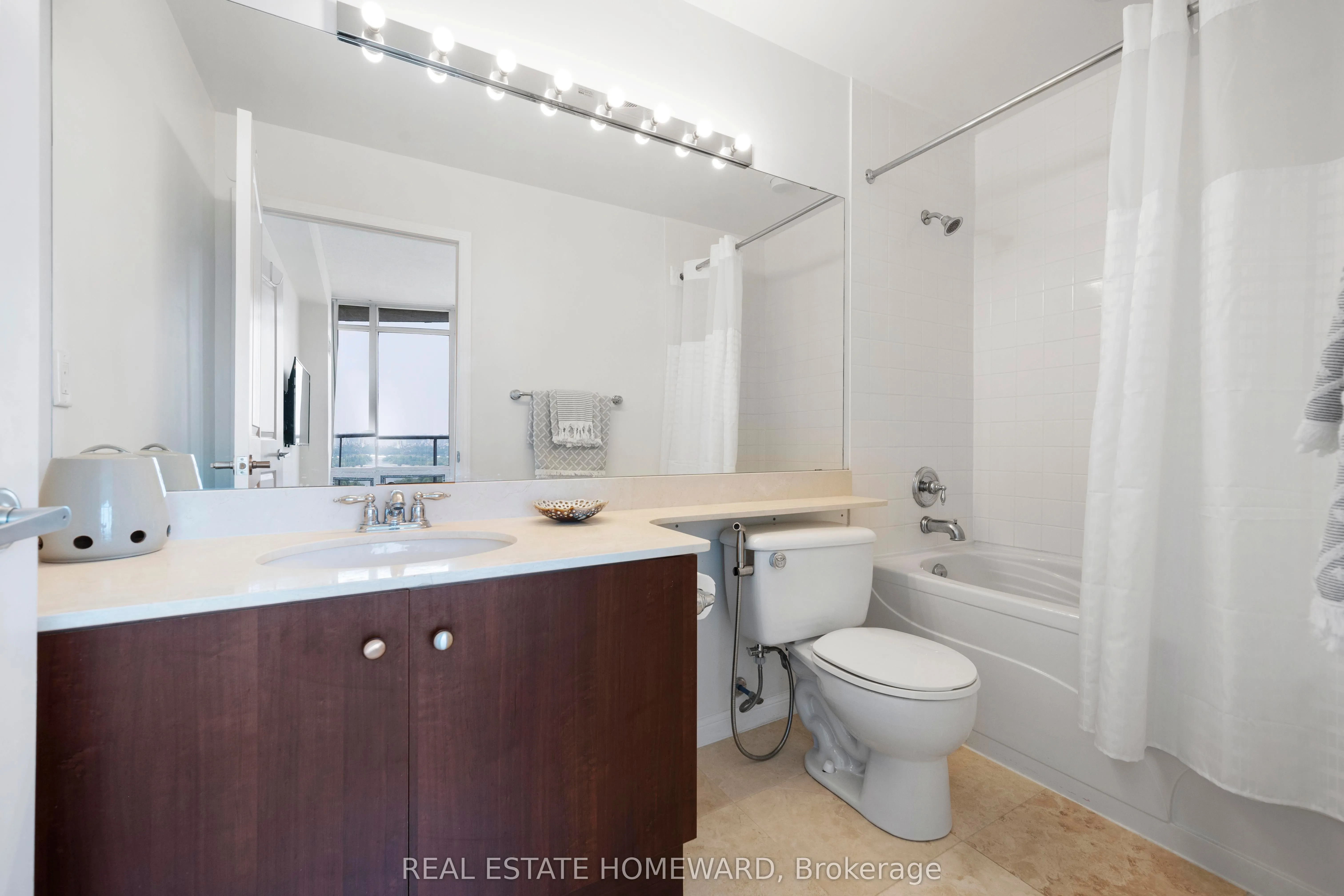 15 Windermere Avenue, #2107