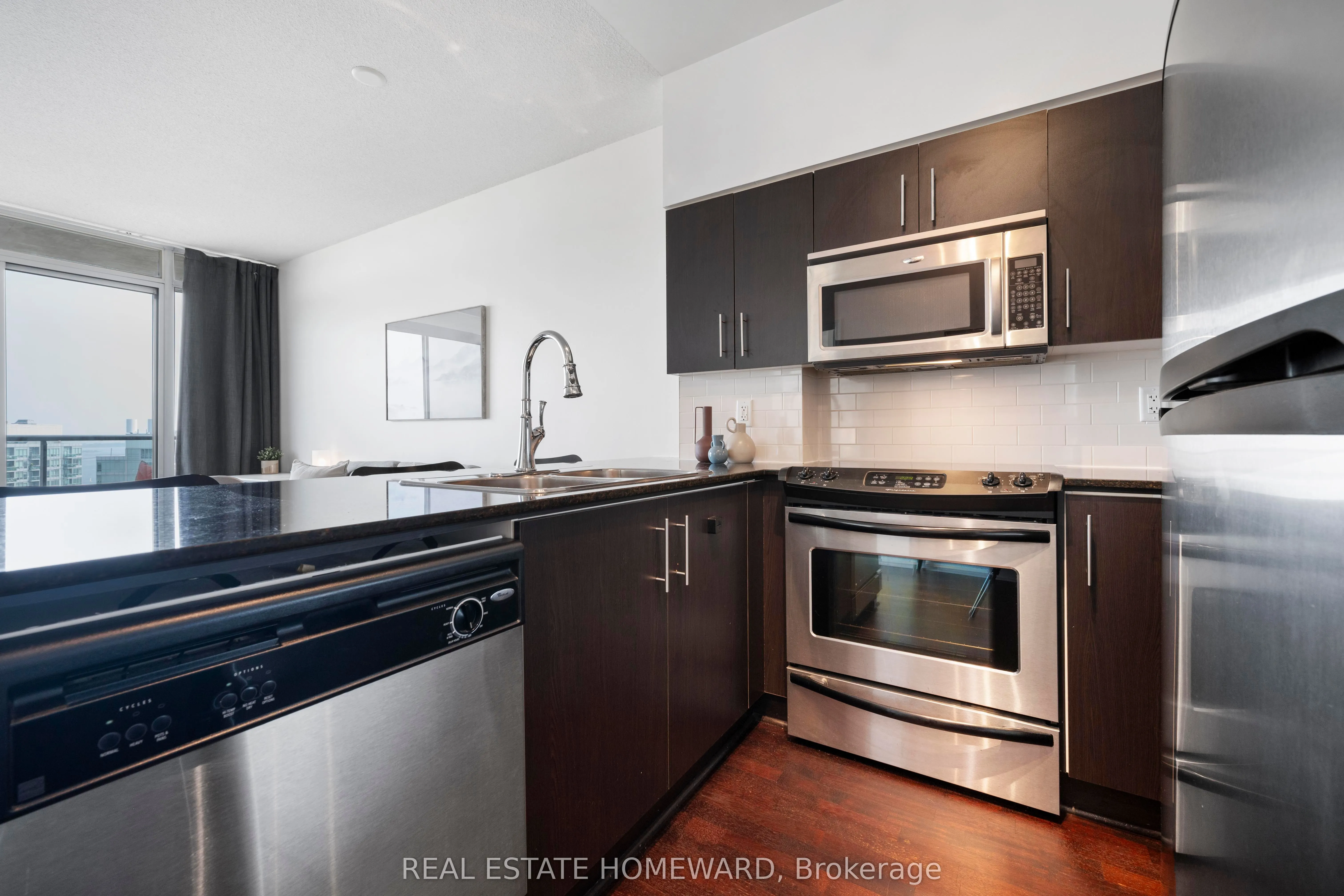 15 Windermere Avenue, #2107