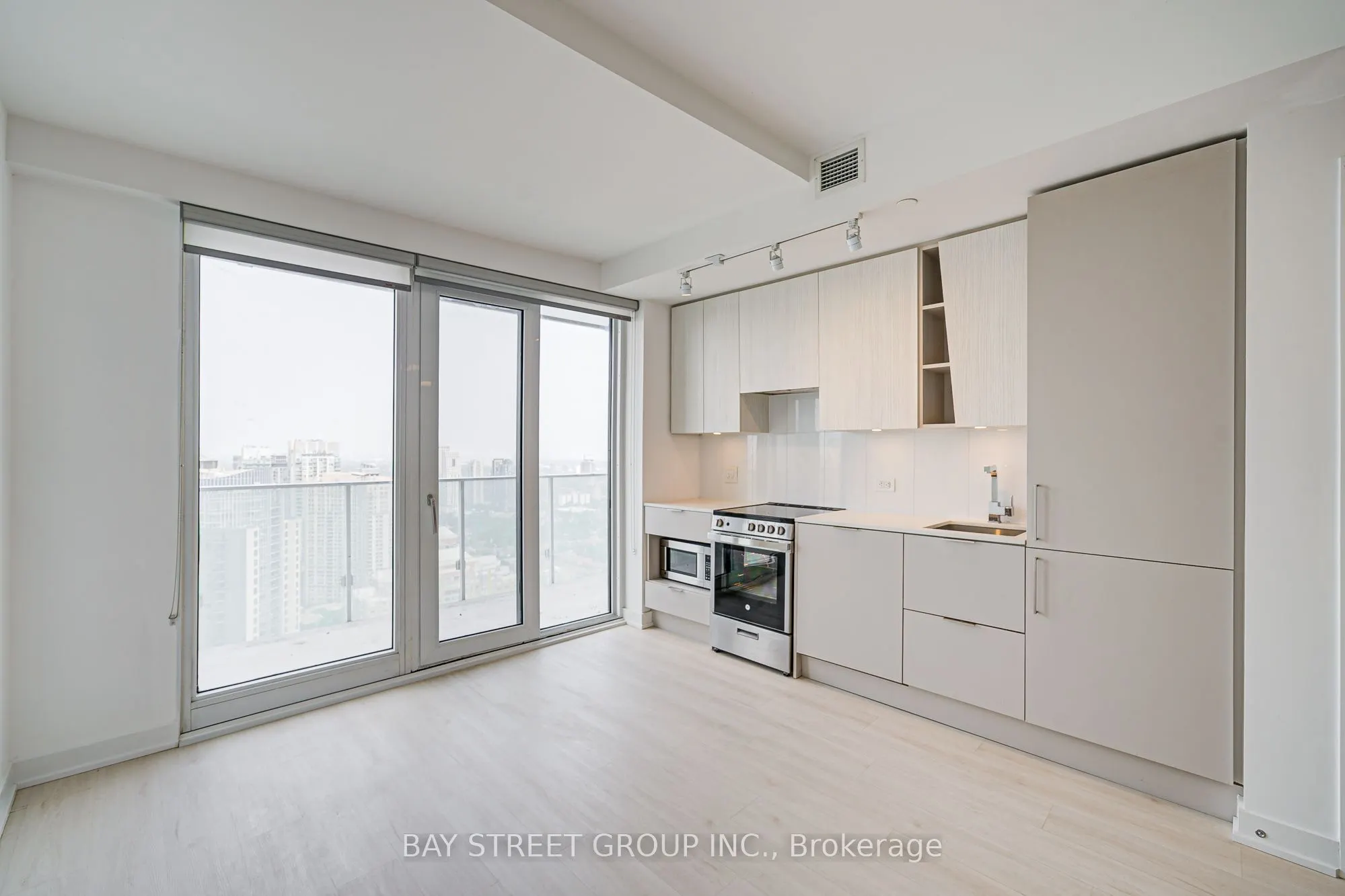 3900 Confederation Parkway, #3511