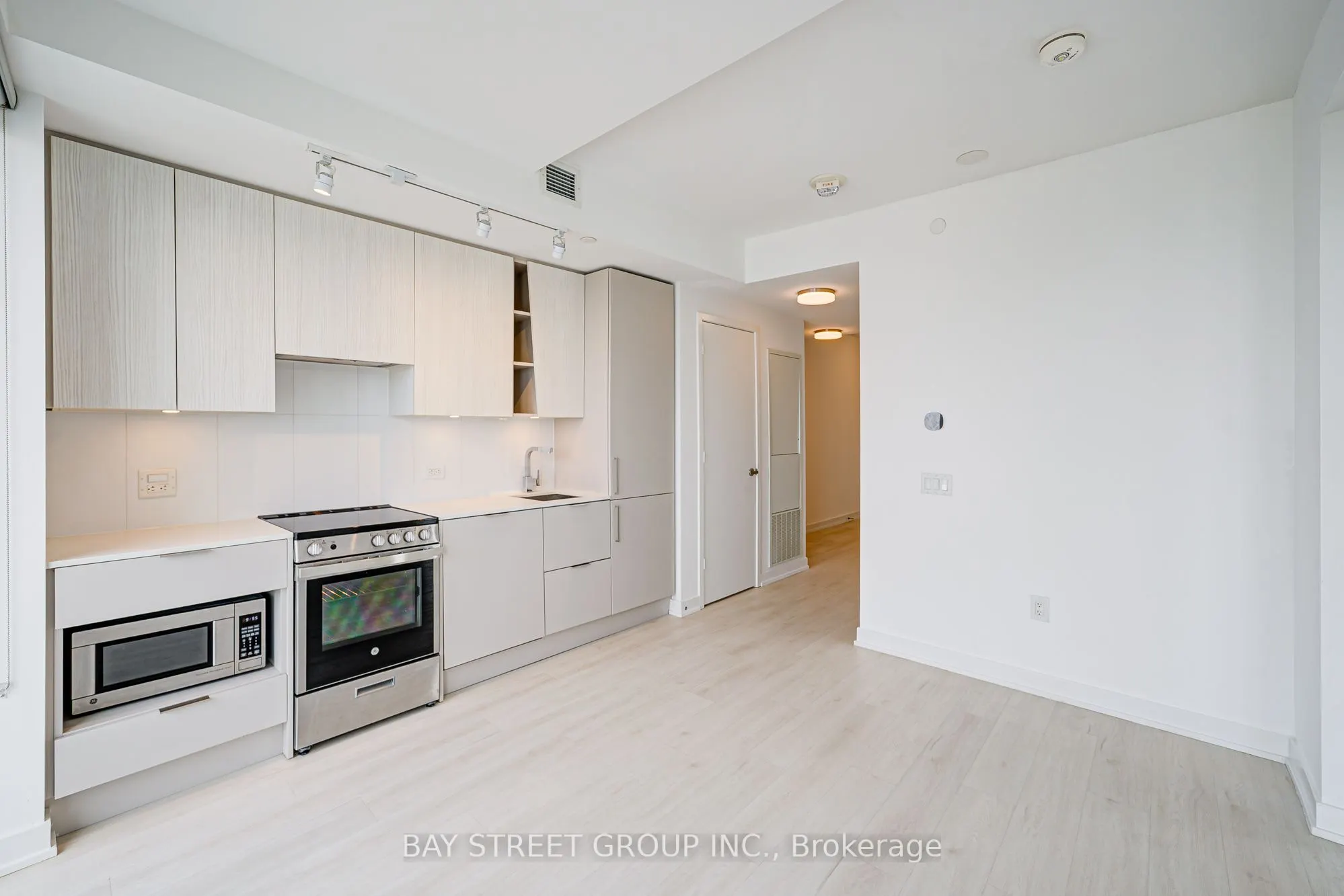 3900 Confederation Parkway, #3511