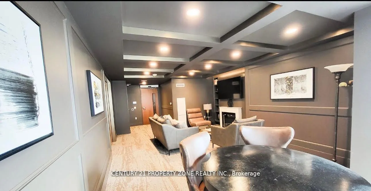 1050 Main Street E, #705