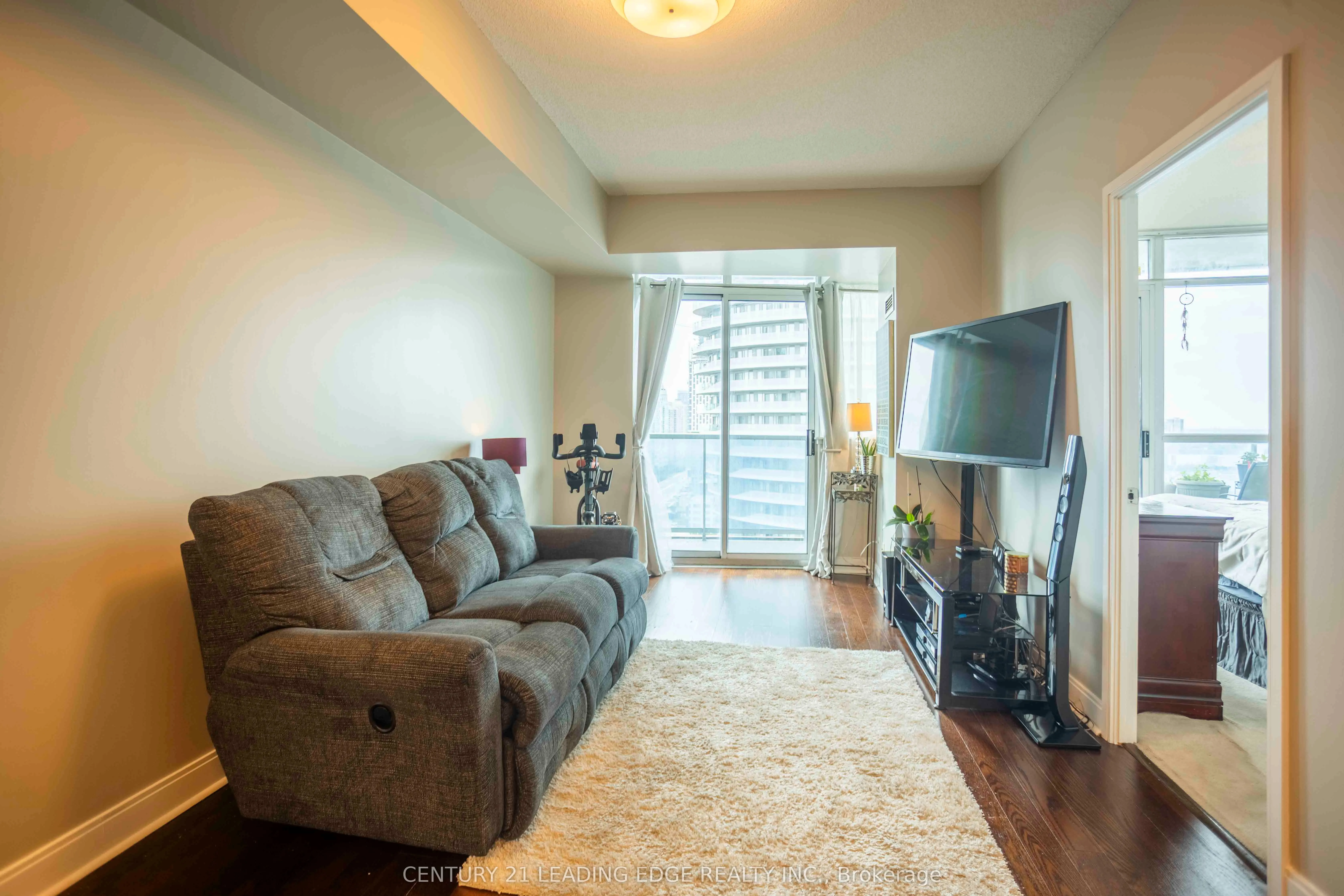 80 Absolute Avenue, #2607