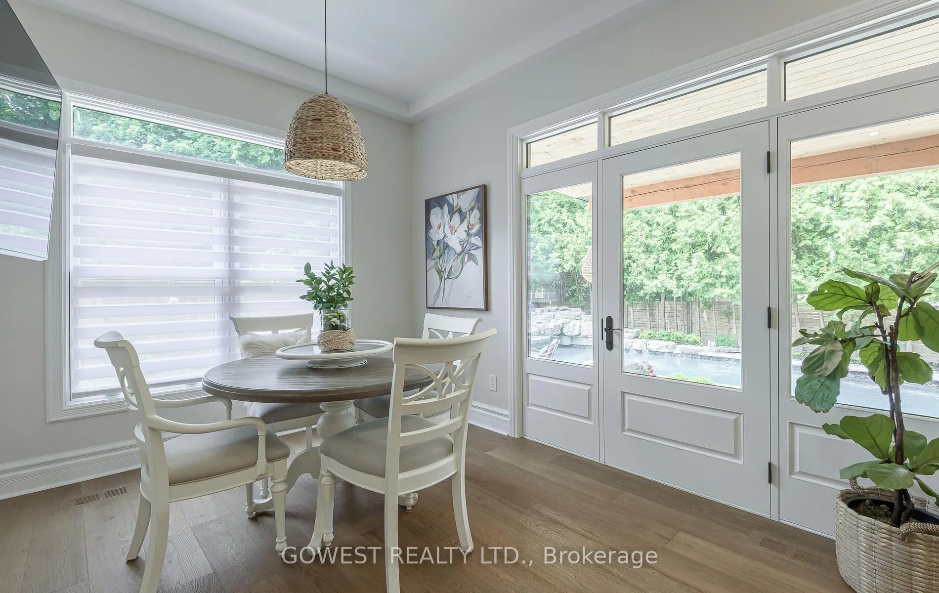 376 Chartwell Road