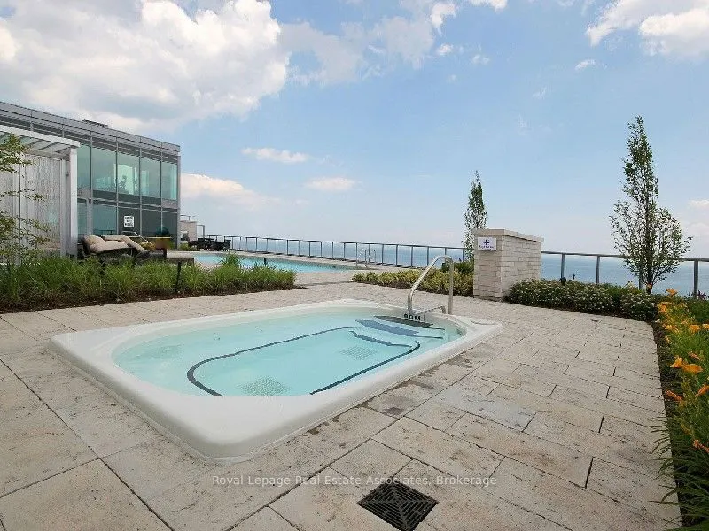 11 Bronte Road, #426