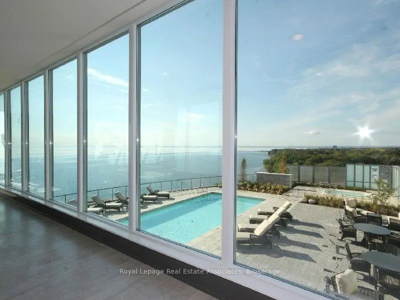 11 Bronte Road, #426