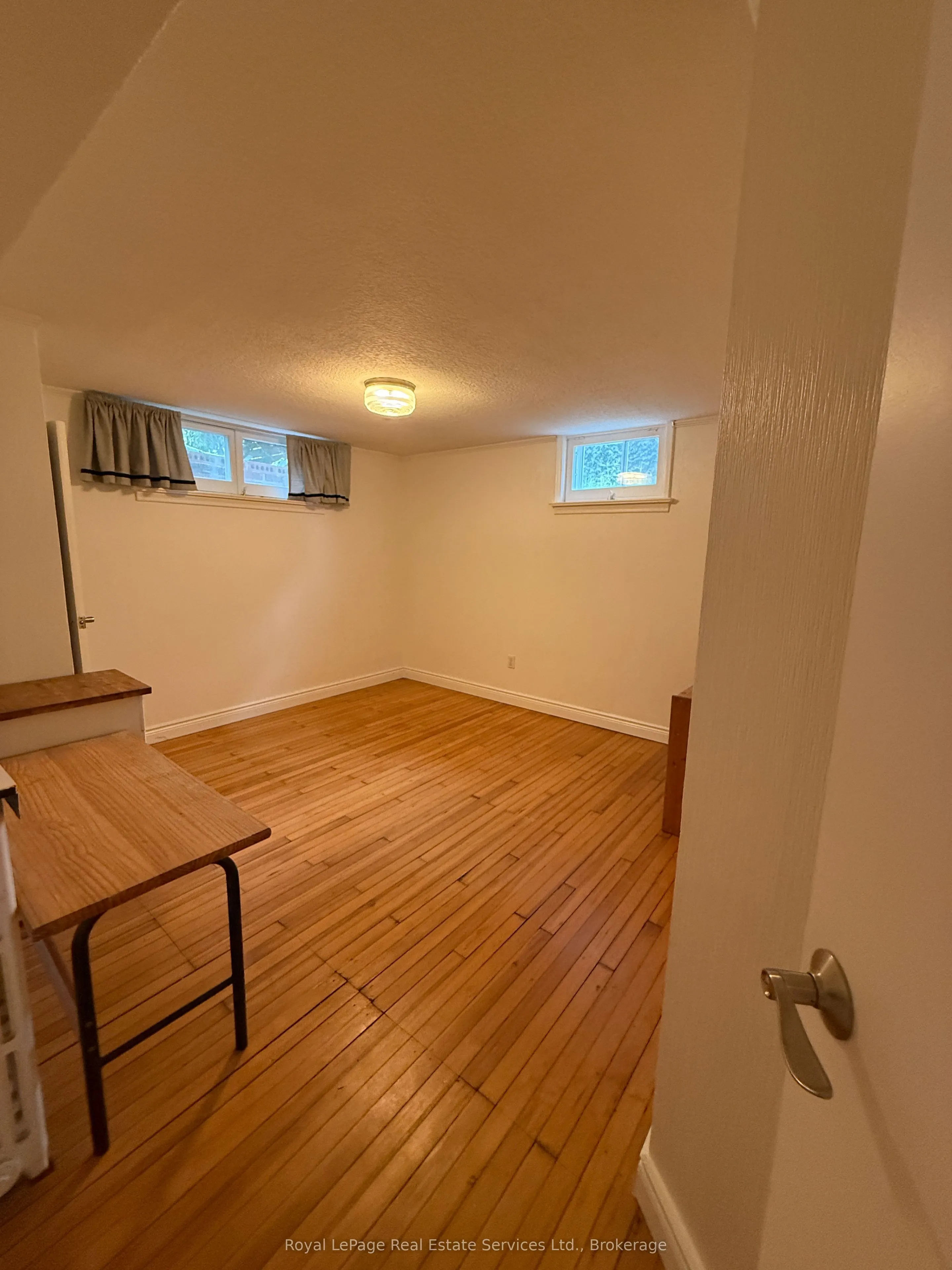 20A Lavinia Avenue, #Lower