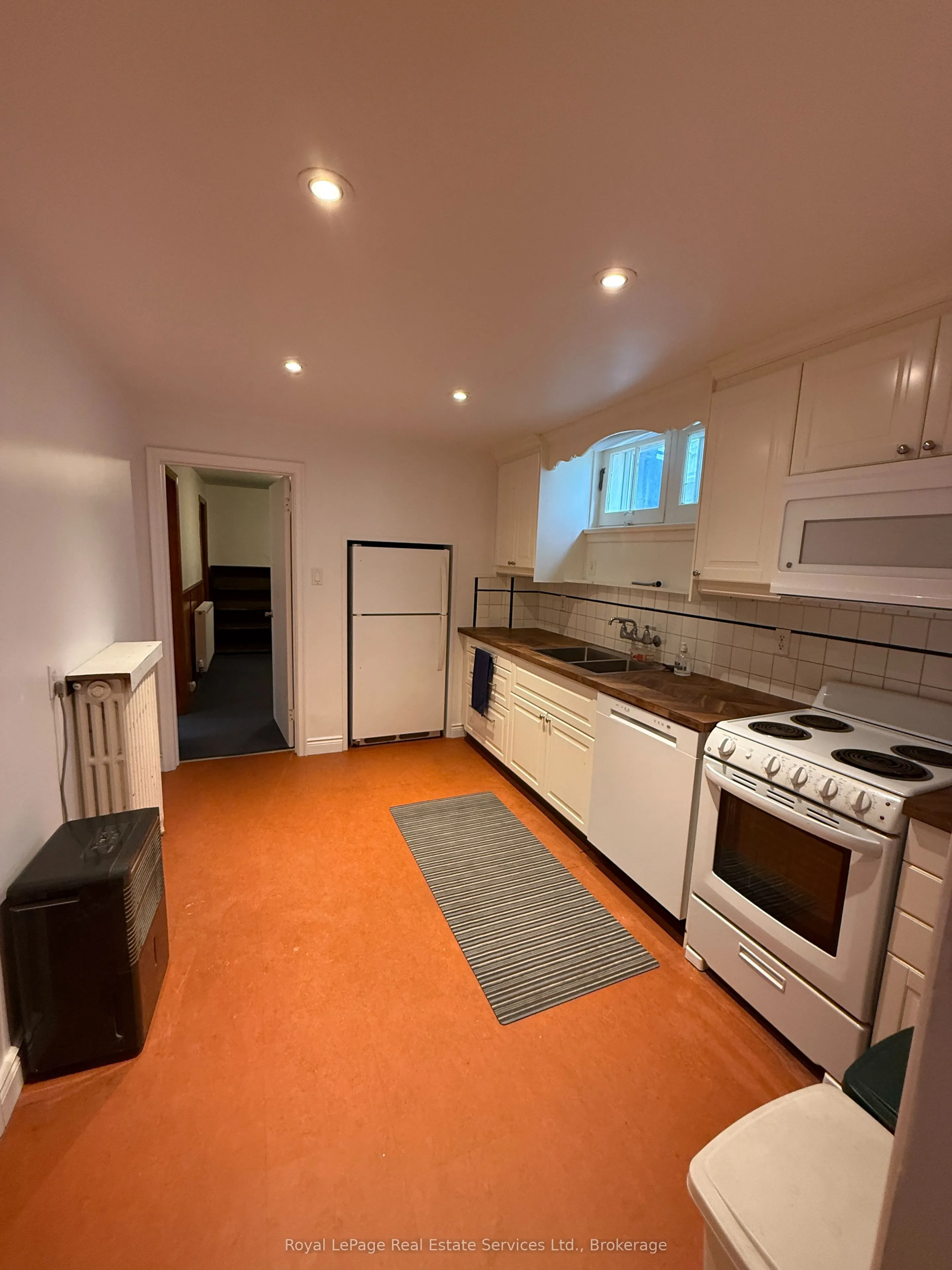 20A Lavinia Avenue, #Lower