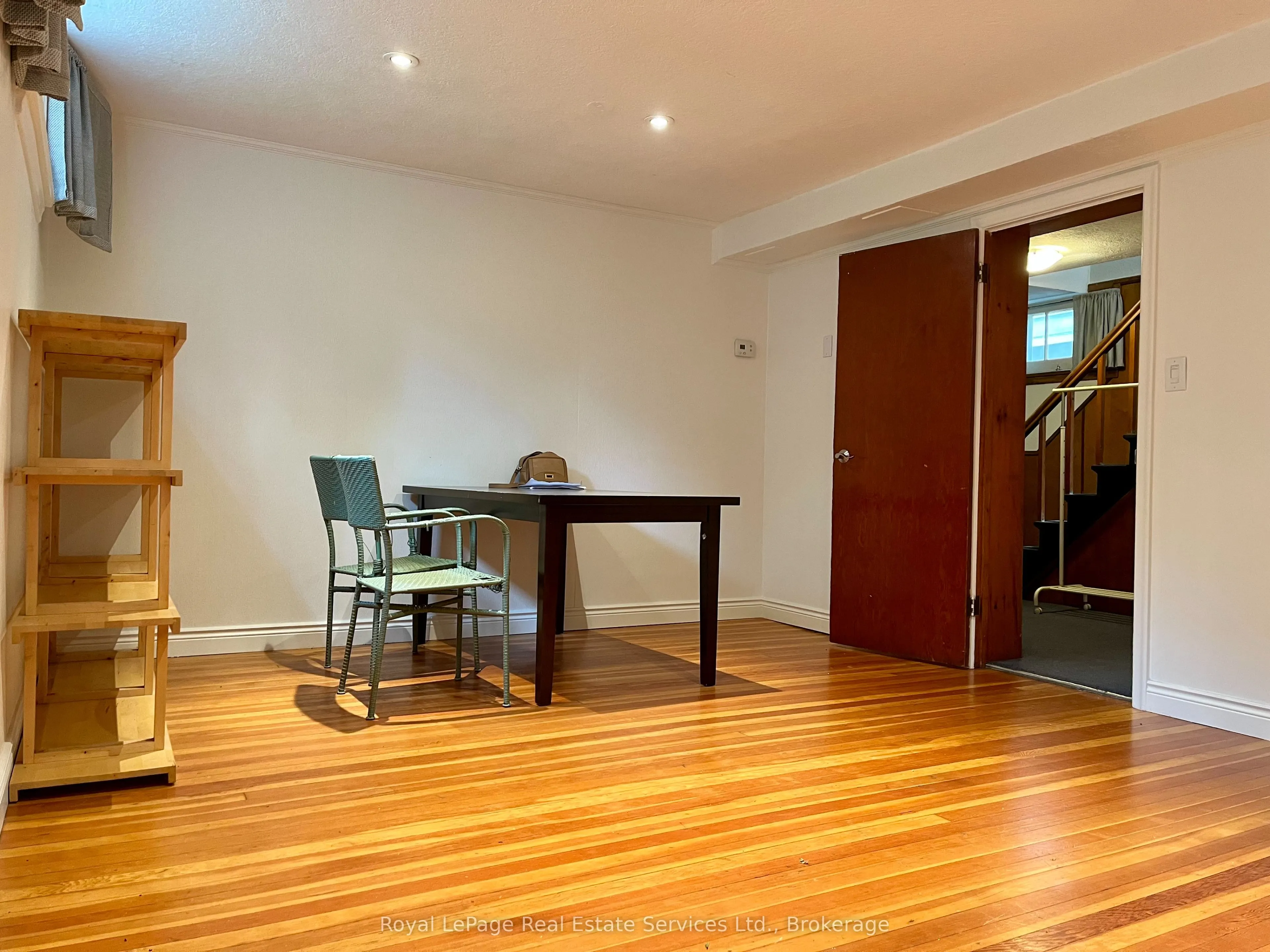 20A Lavinia Avenue, #Lower
