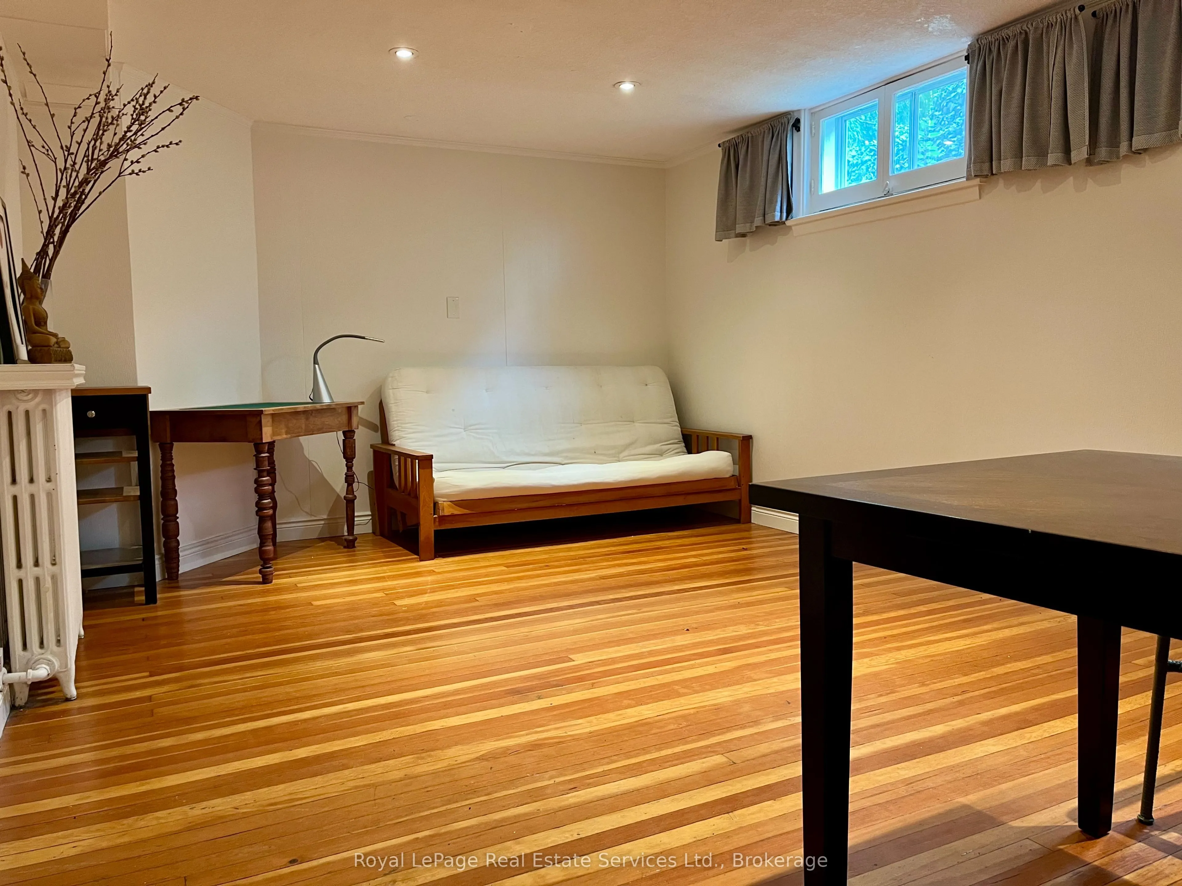 20A Lavinia Avenue, #Lower