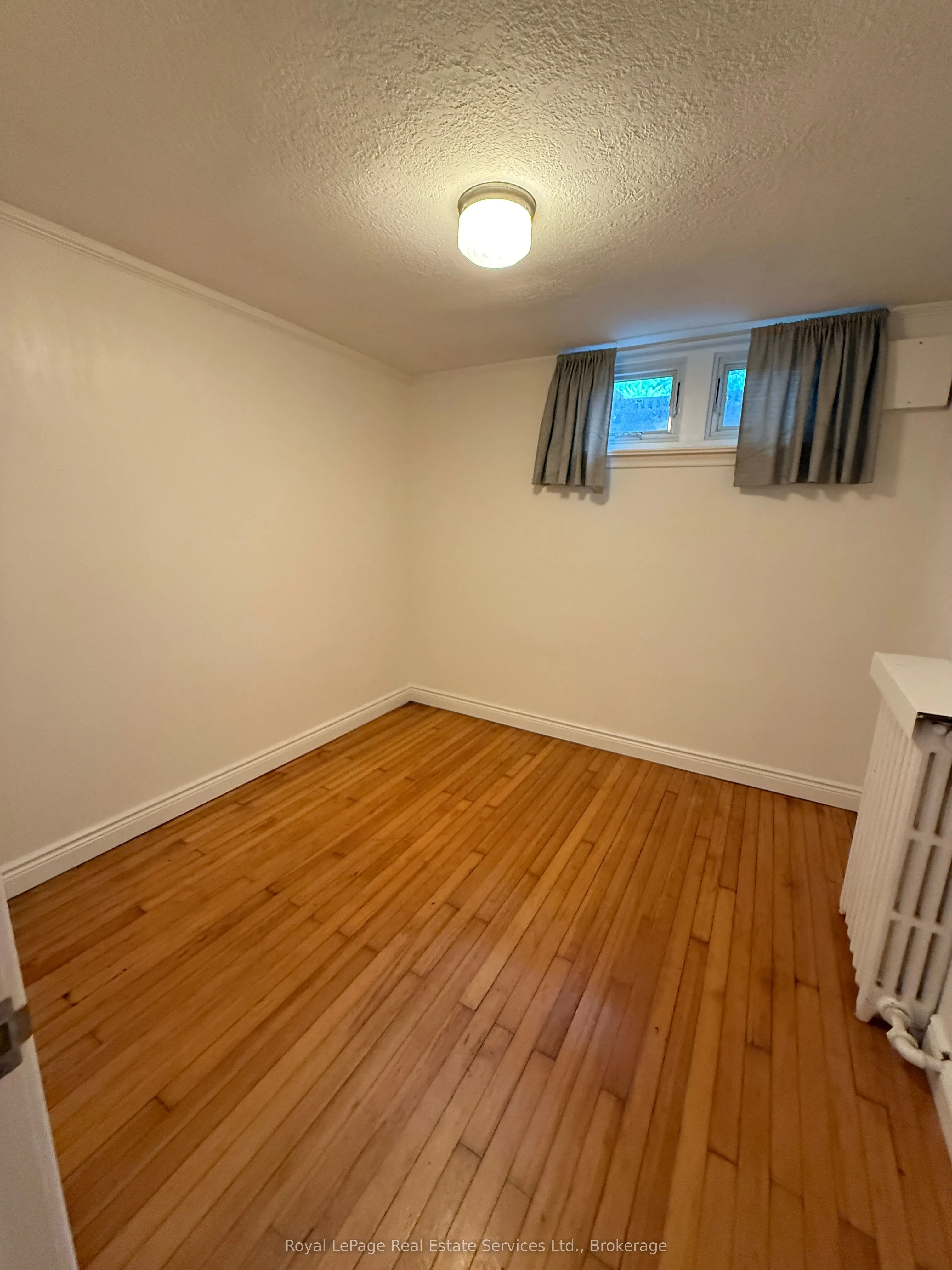20A Lavinia Avenue, #Lower