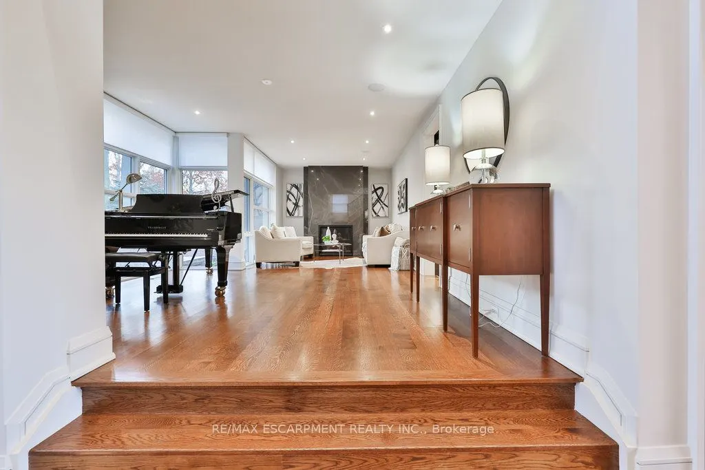 1293 Woodland Avenue
