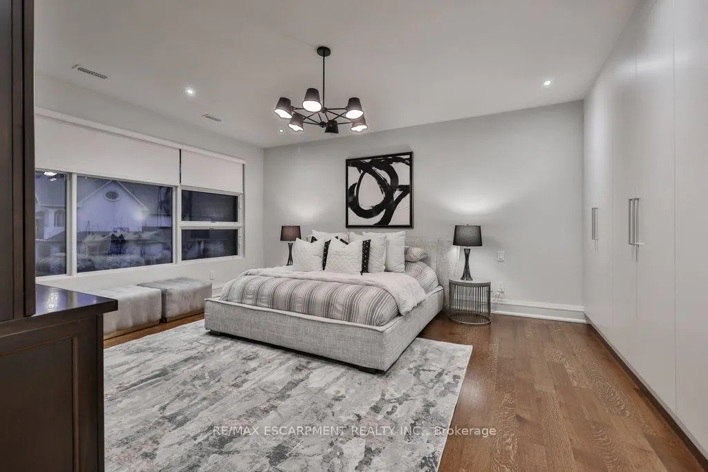 1293 Woodland Avenue