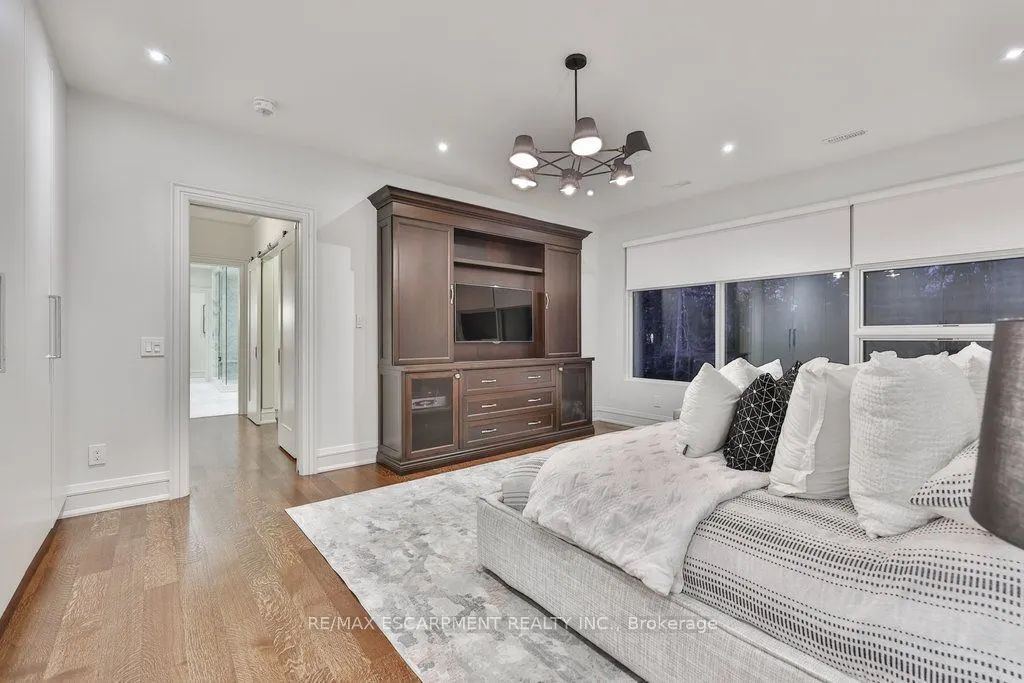 1293 Woodland Avenue