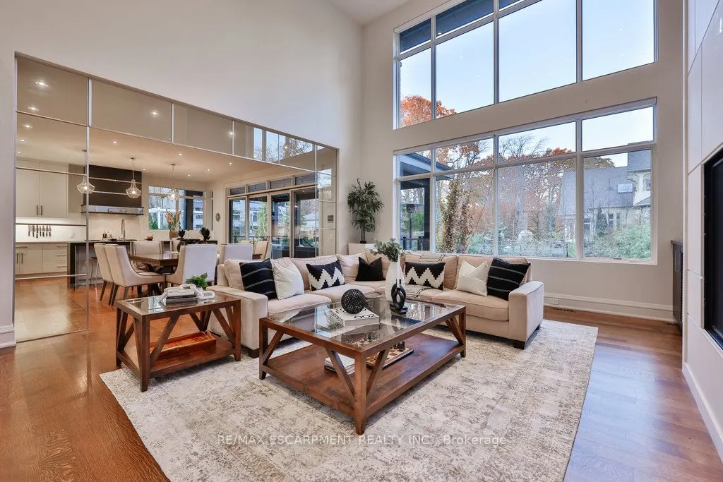 1293 Woodland Avenue