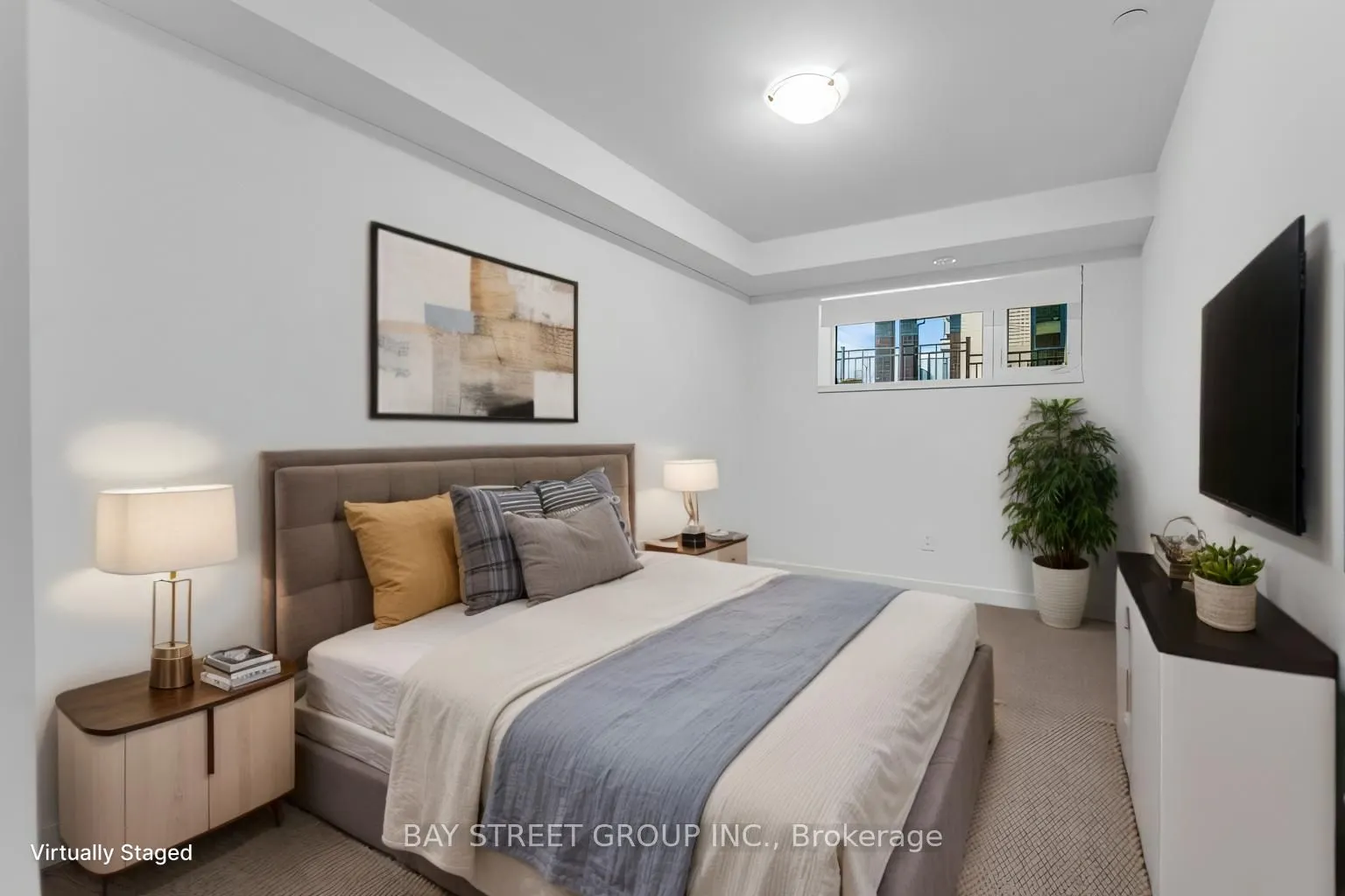 15 Romilly Avenue, #17