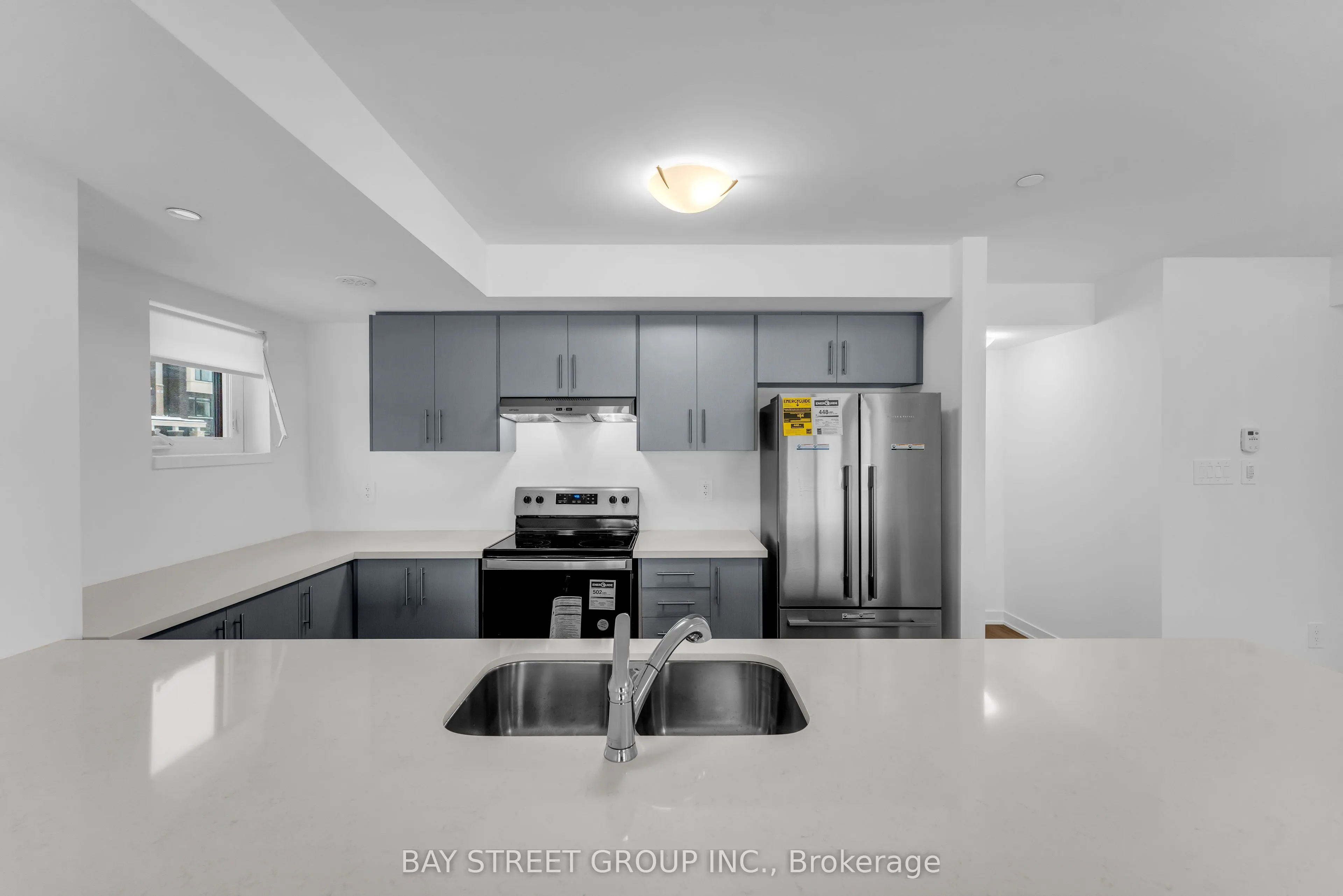 15 Romilly Avenue, #17