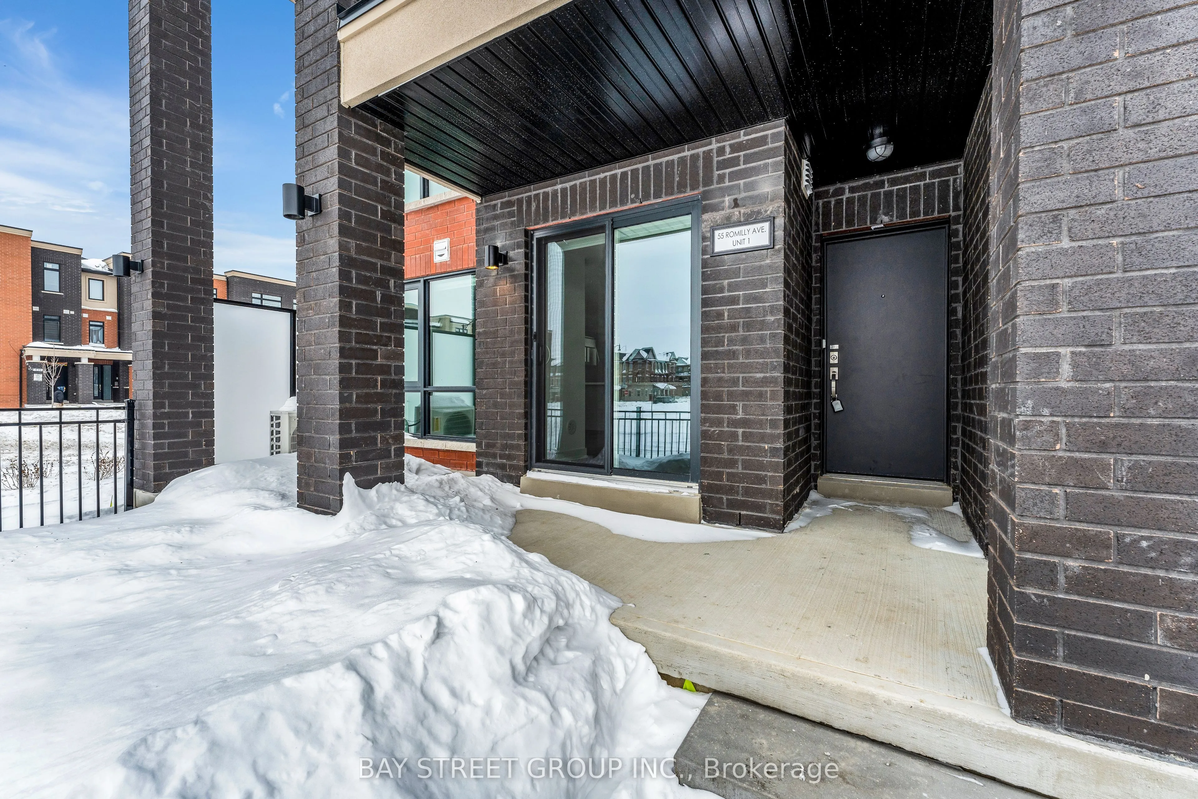 15 Romilly Avenue, #17