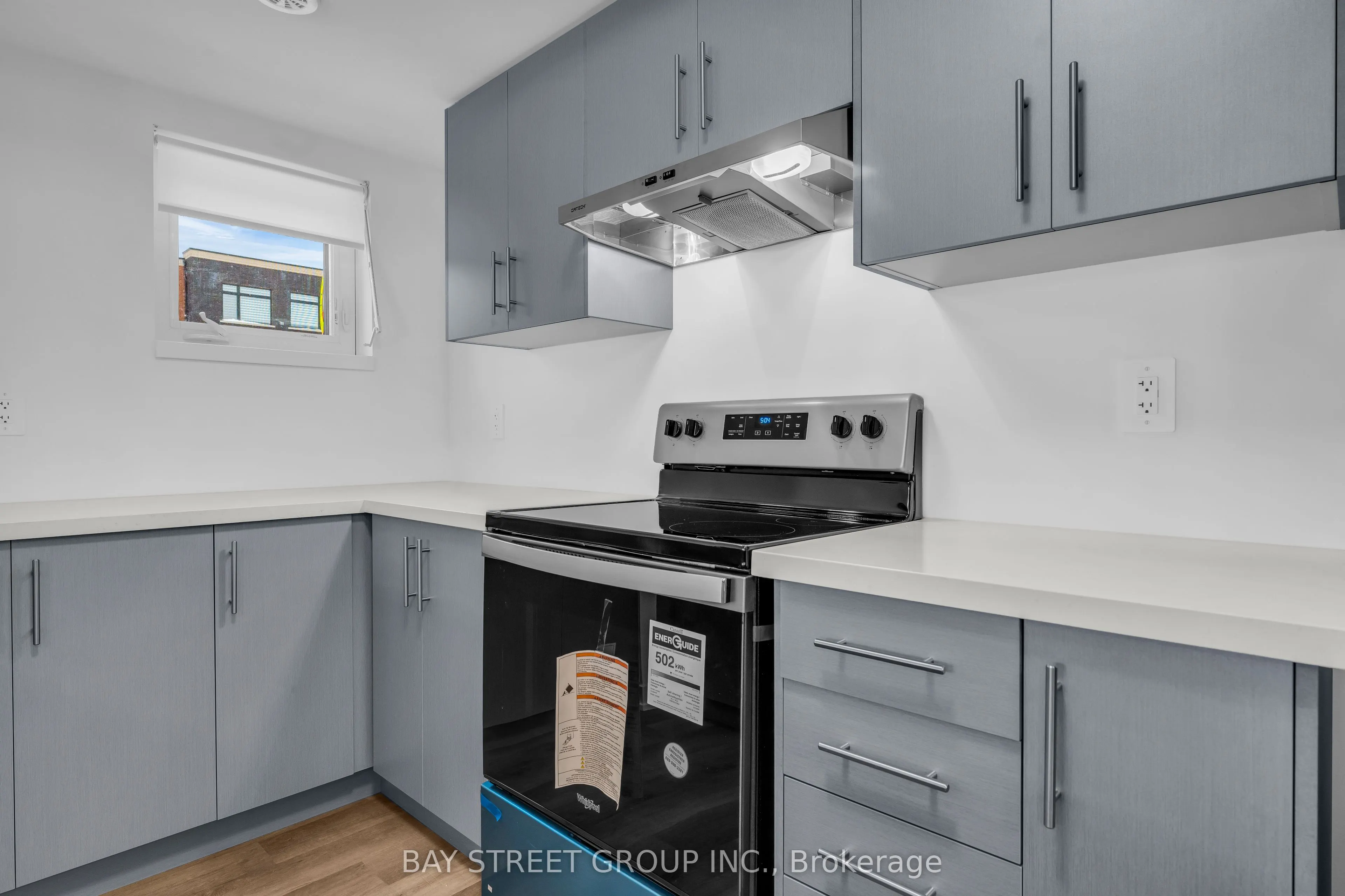 15 Romilly Avenue, #17