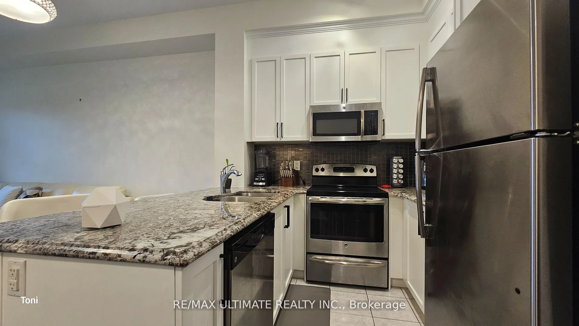 2300 Upper Middle Road W, #103
