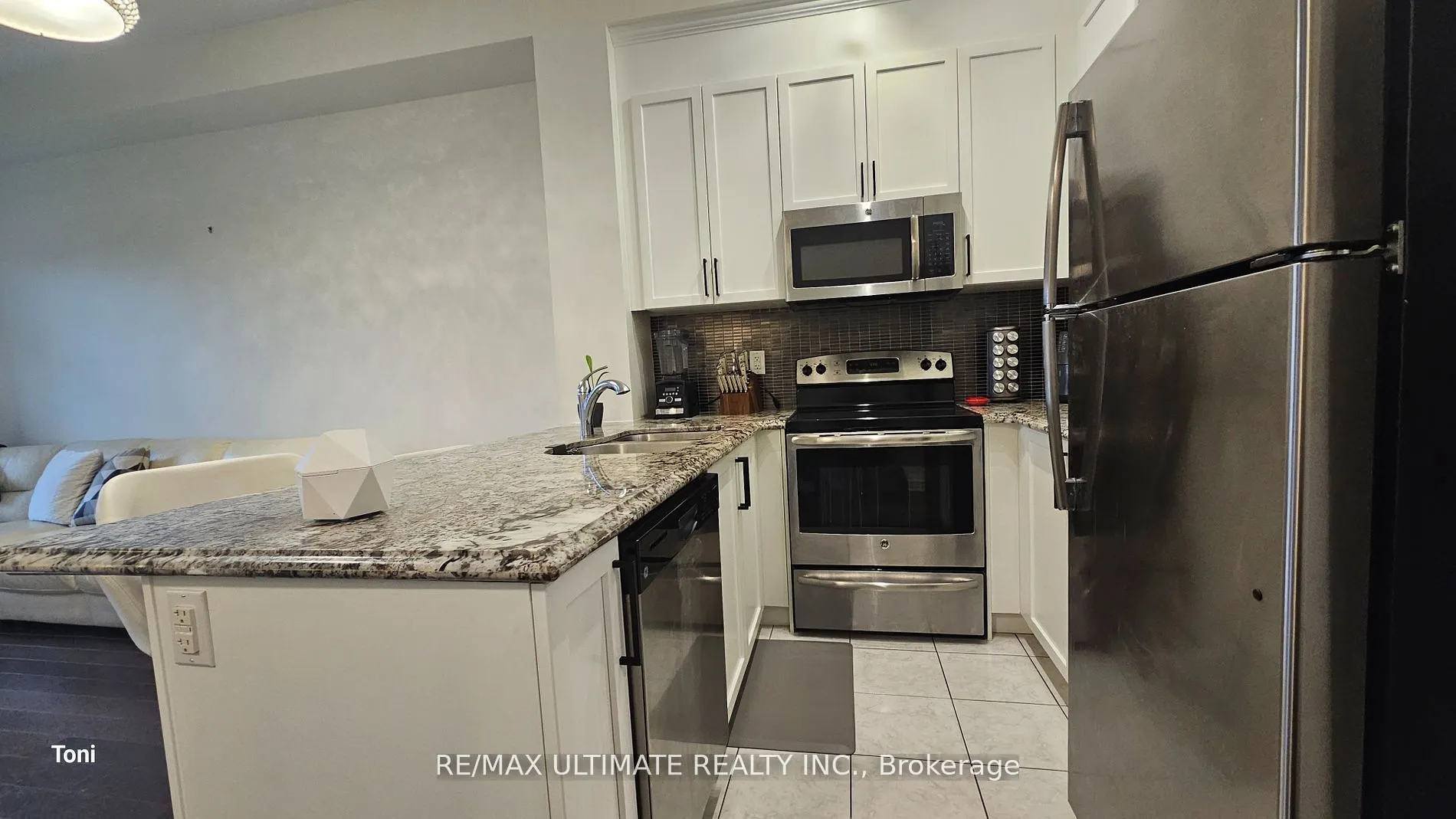 2300 Upper Middle Road W, #103