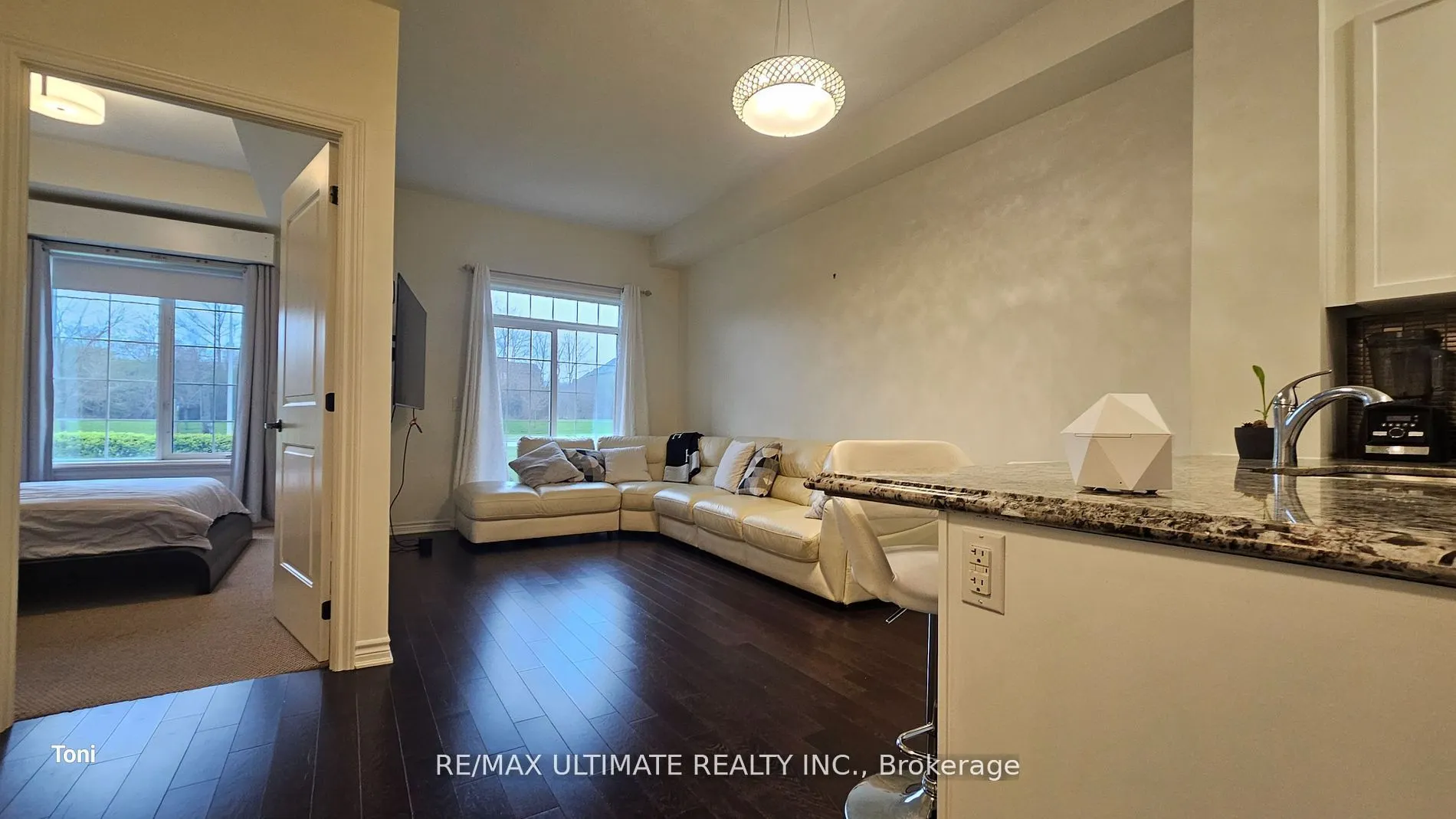 2300 Upper Middle Road W, #103