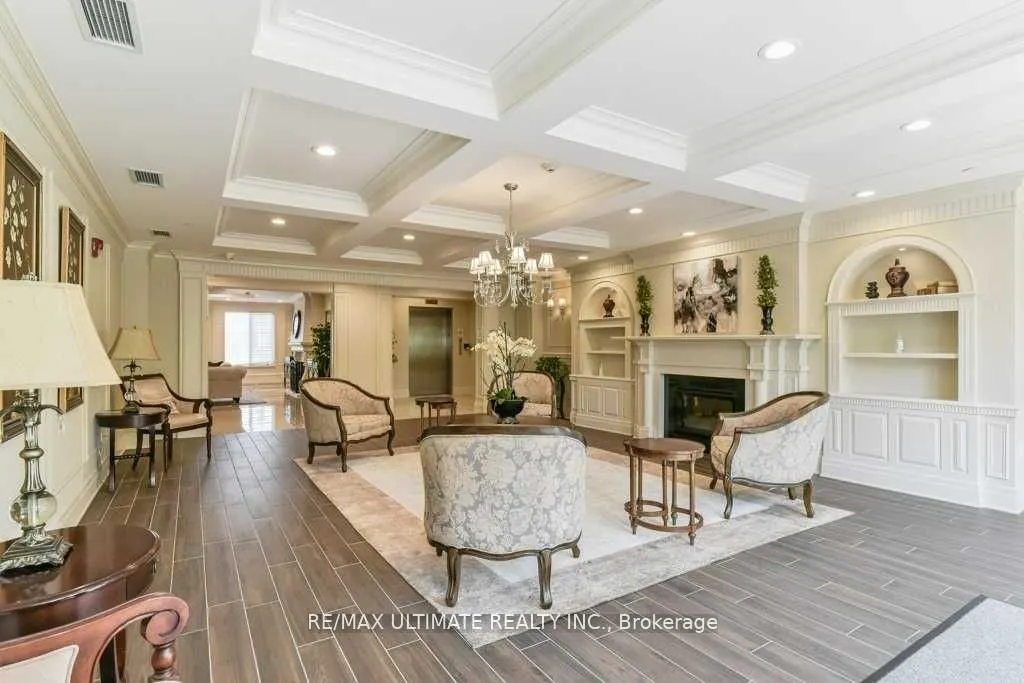 2300 Upper Middle Road W, #103
