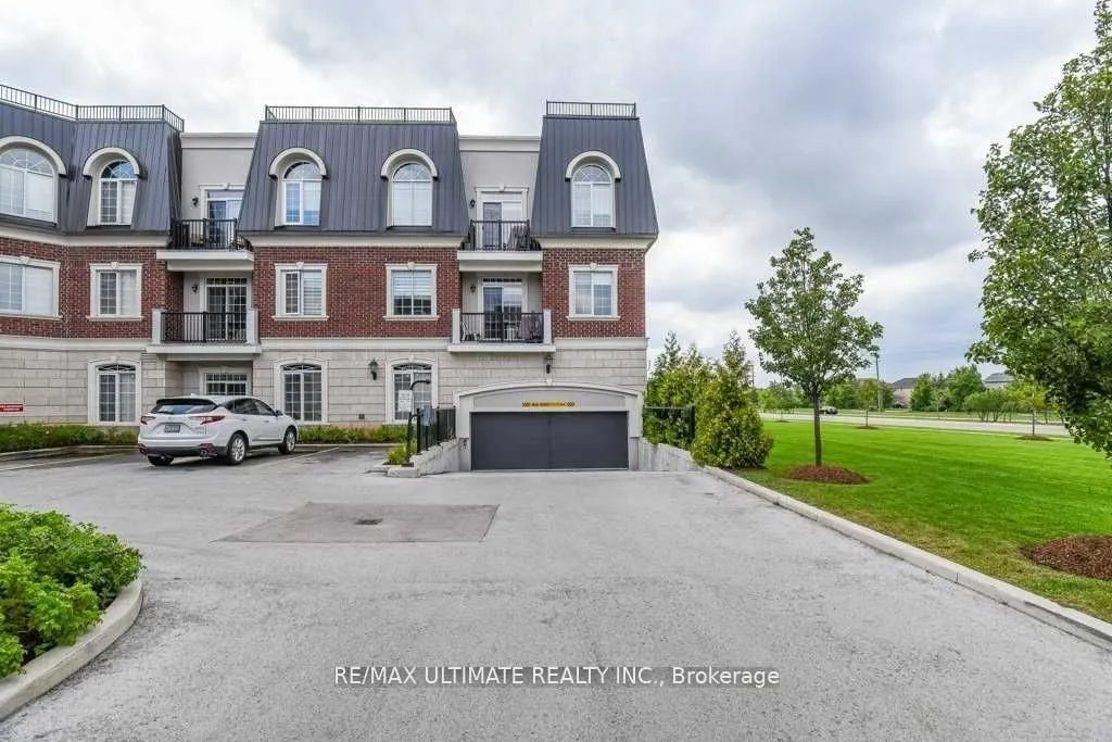 2300 Upper Middle Road W, #103