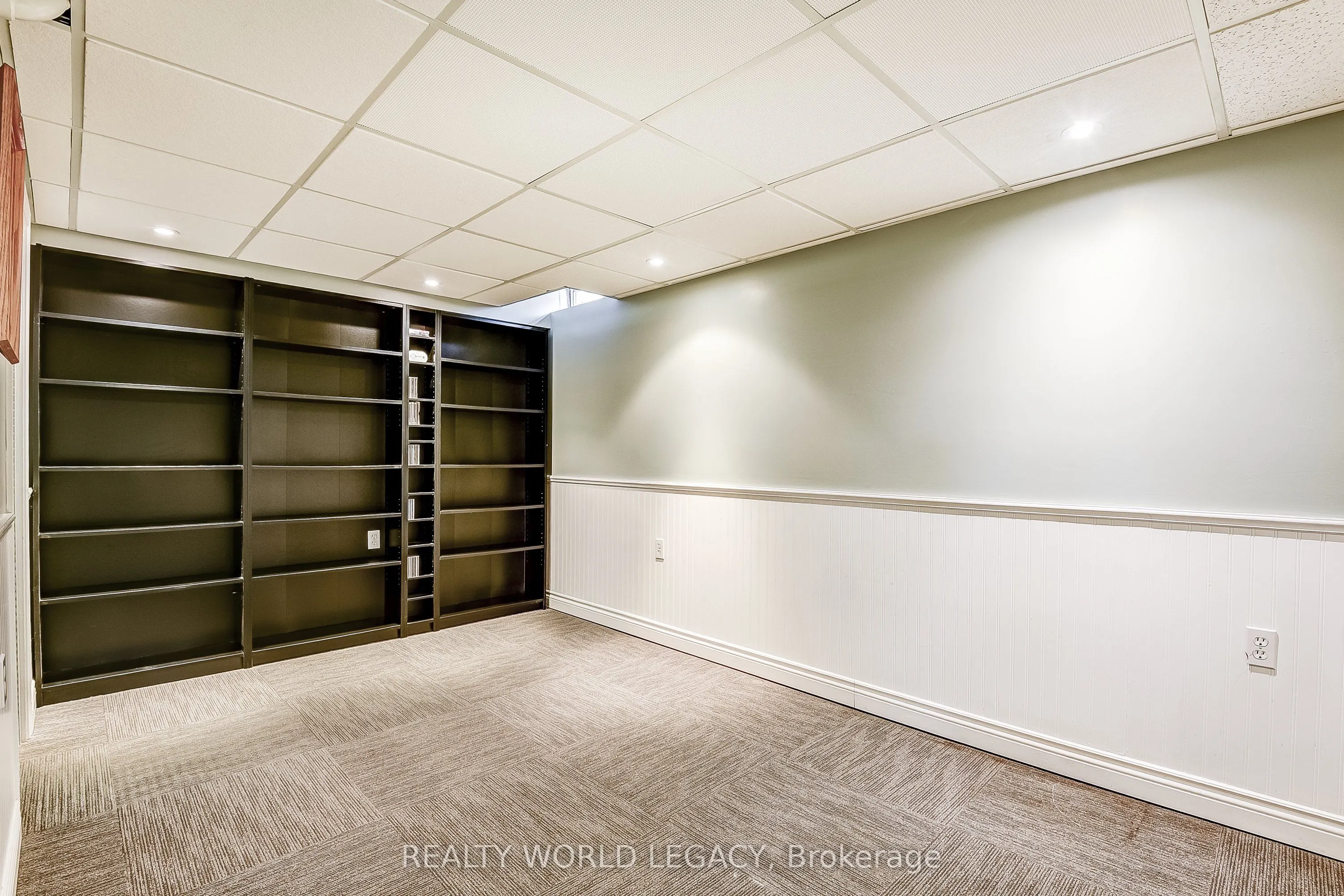 235 Bronte Street S, #69
