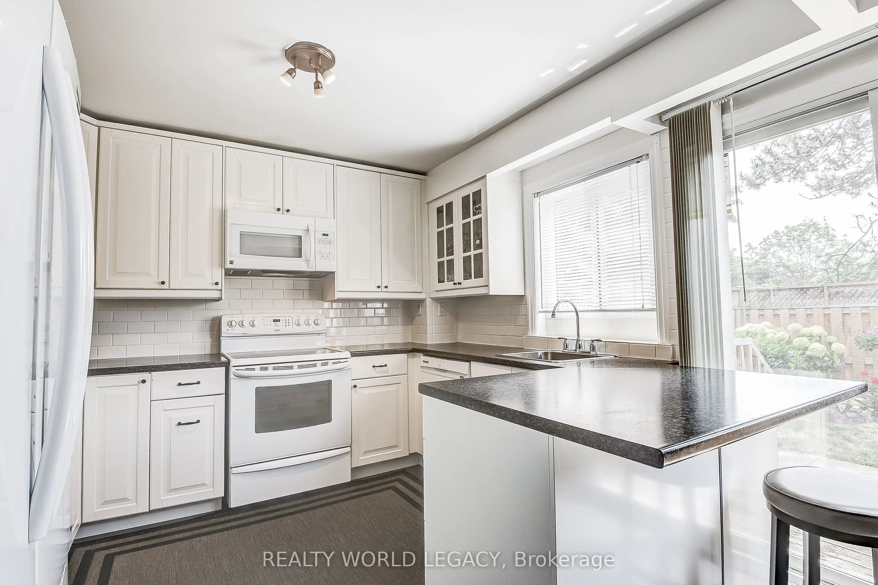235 Bronte Street S, #69