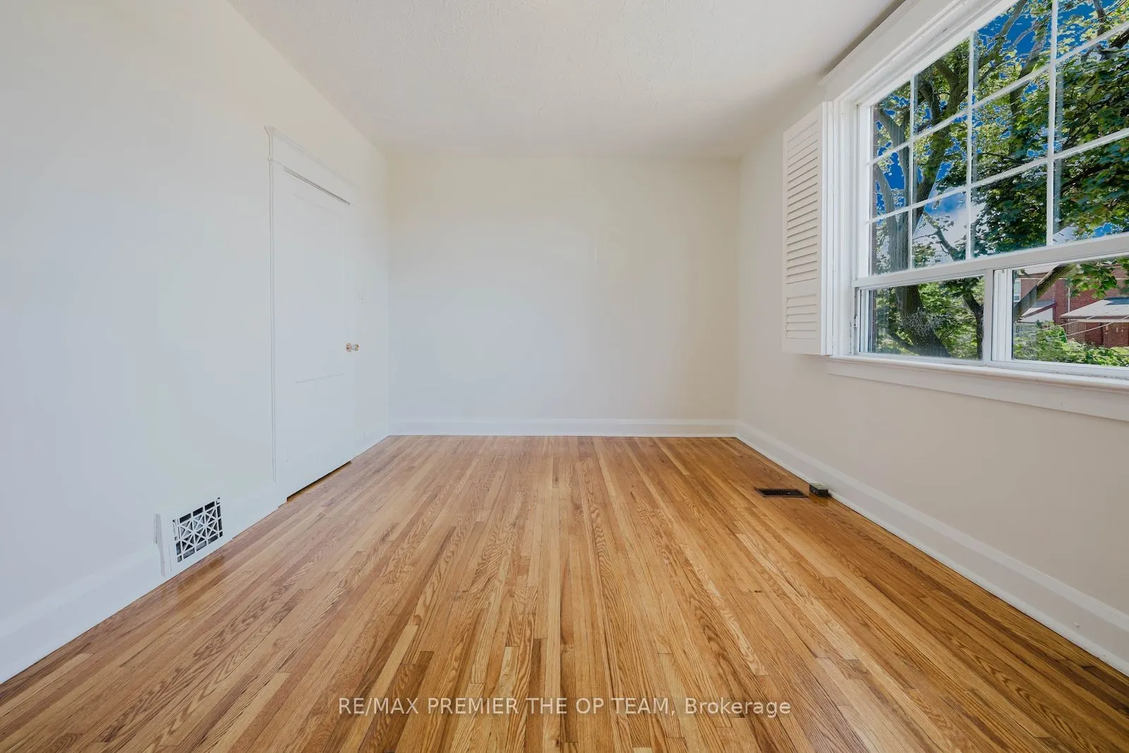 213 Gilbert Avenue