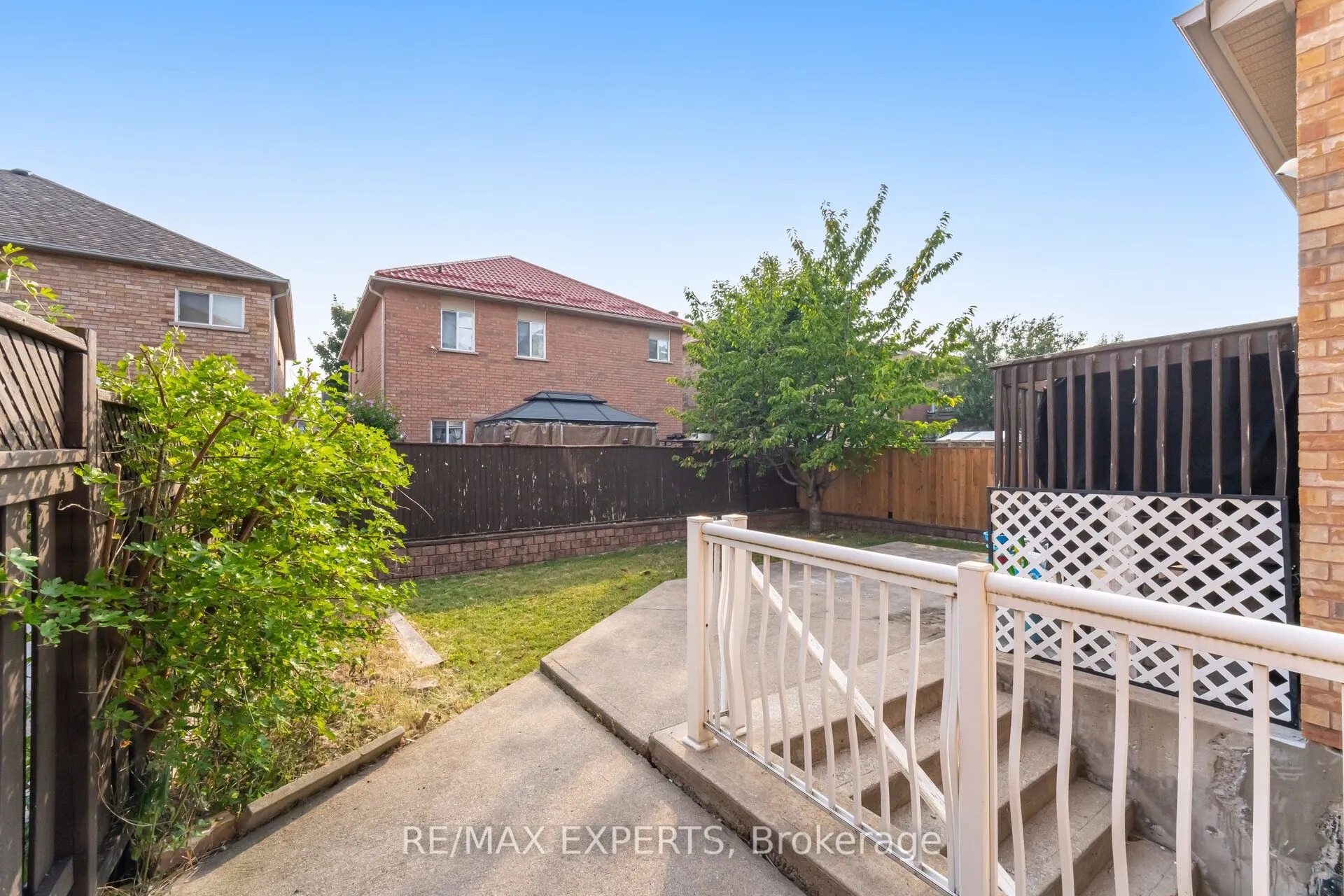94 Queen Mary Drive
