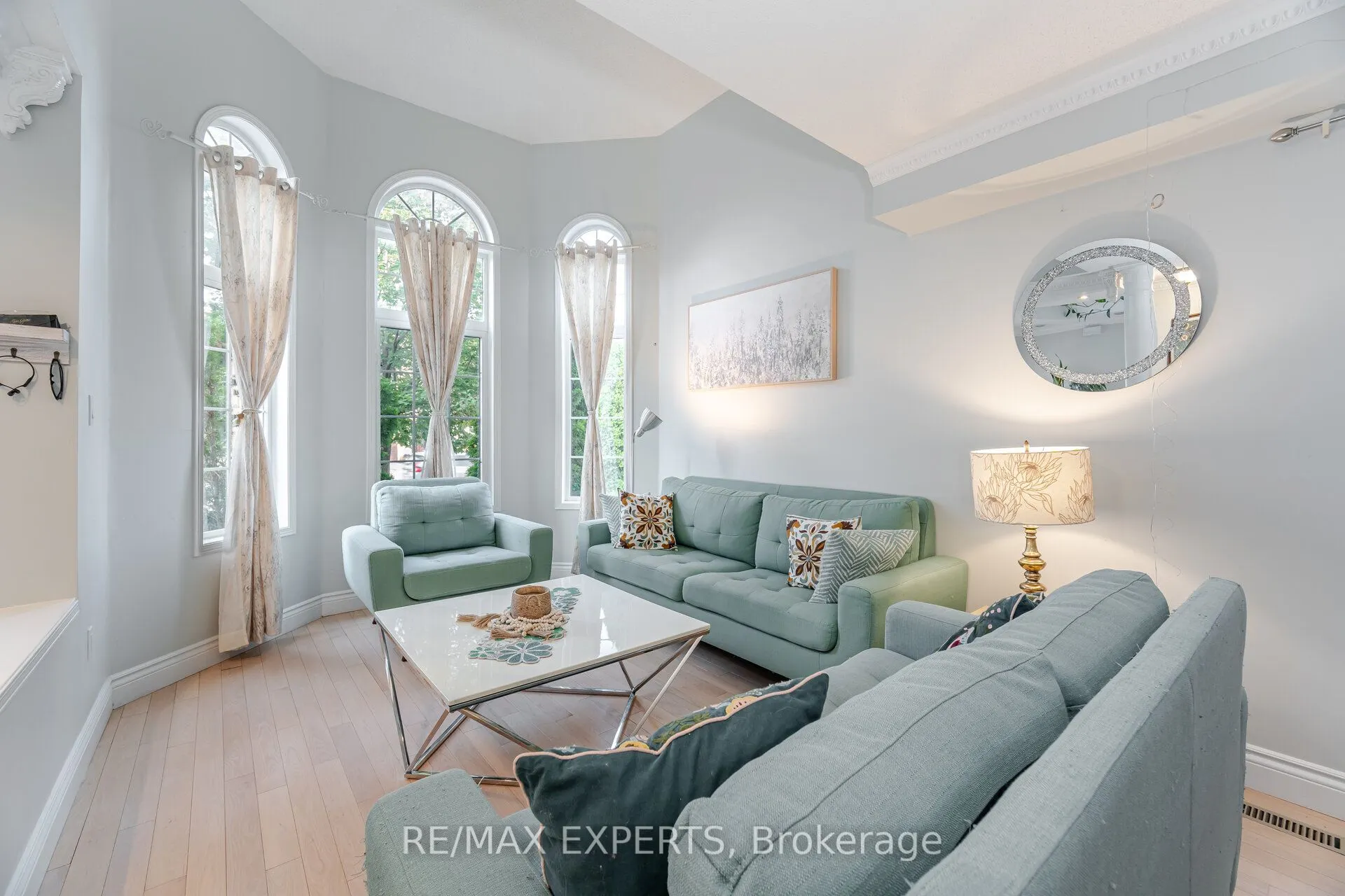 94 Queen Mary Drive