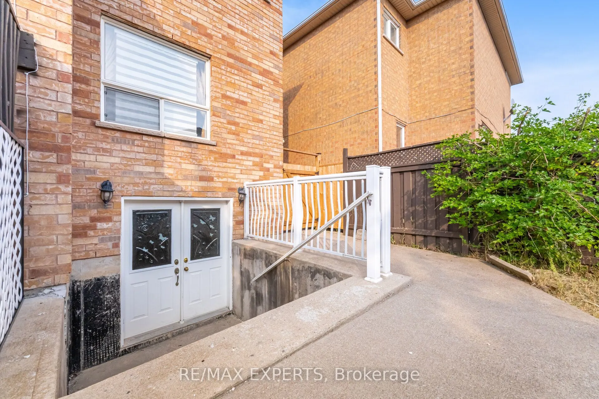 94 Queen Mary Drive